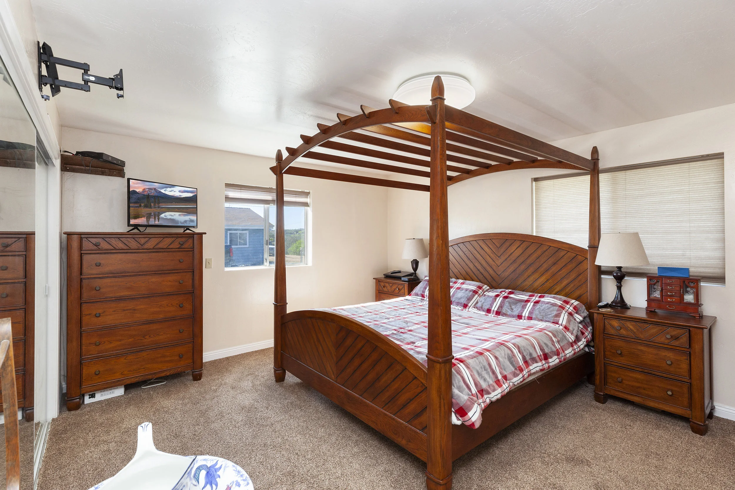 023_Master Bedroom.jpg
