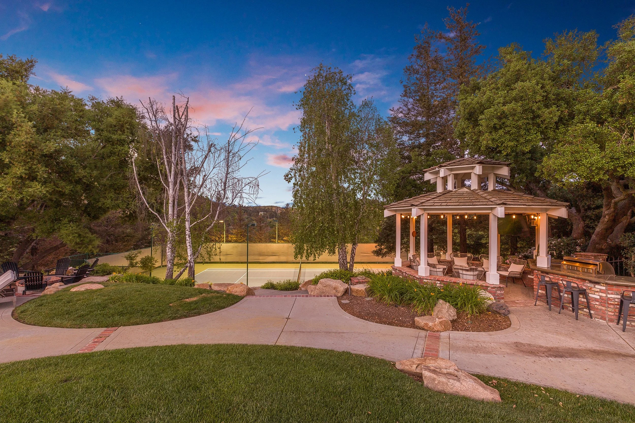 064_Backyard at Twilight.jpg