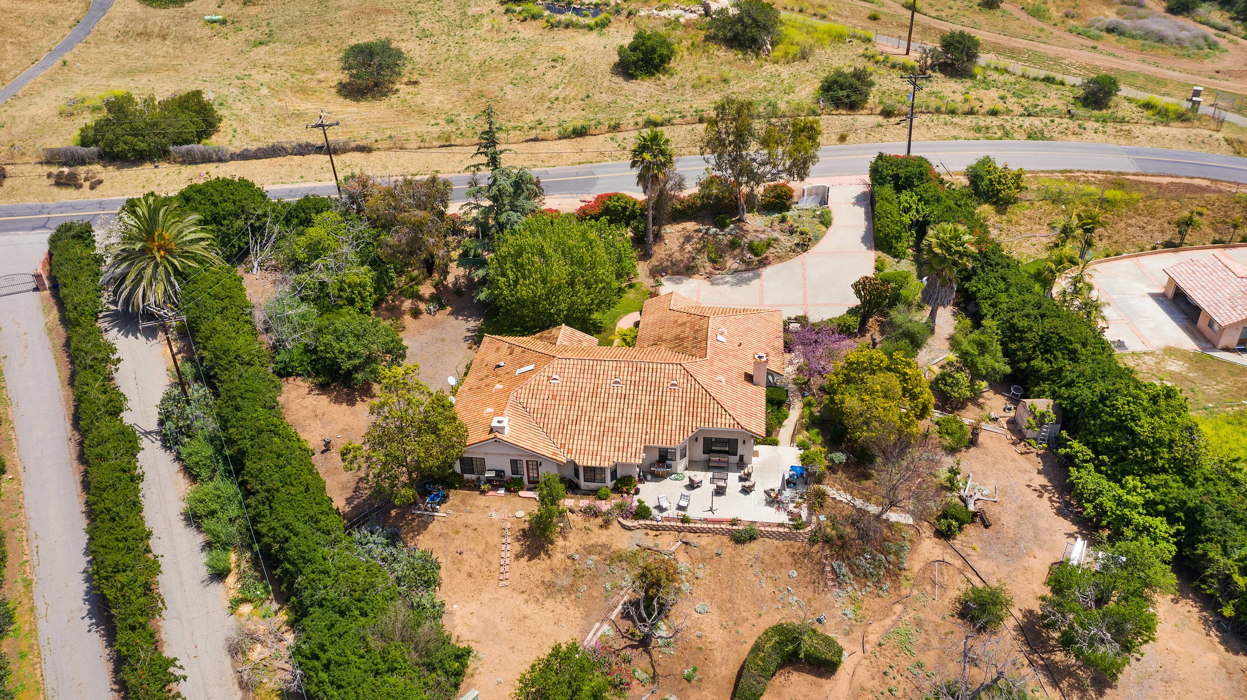 039_Aerial Back View.jpg