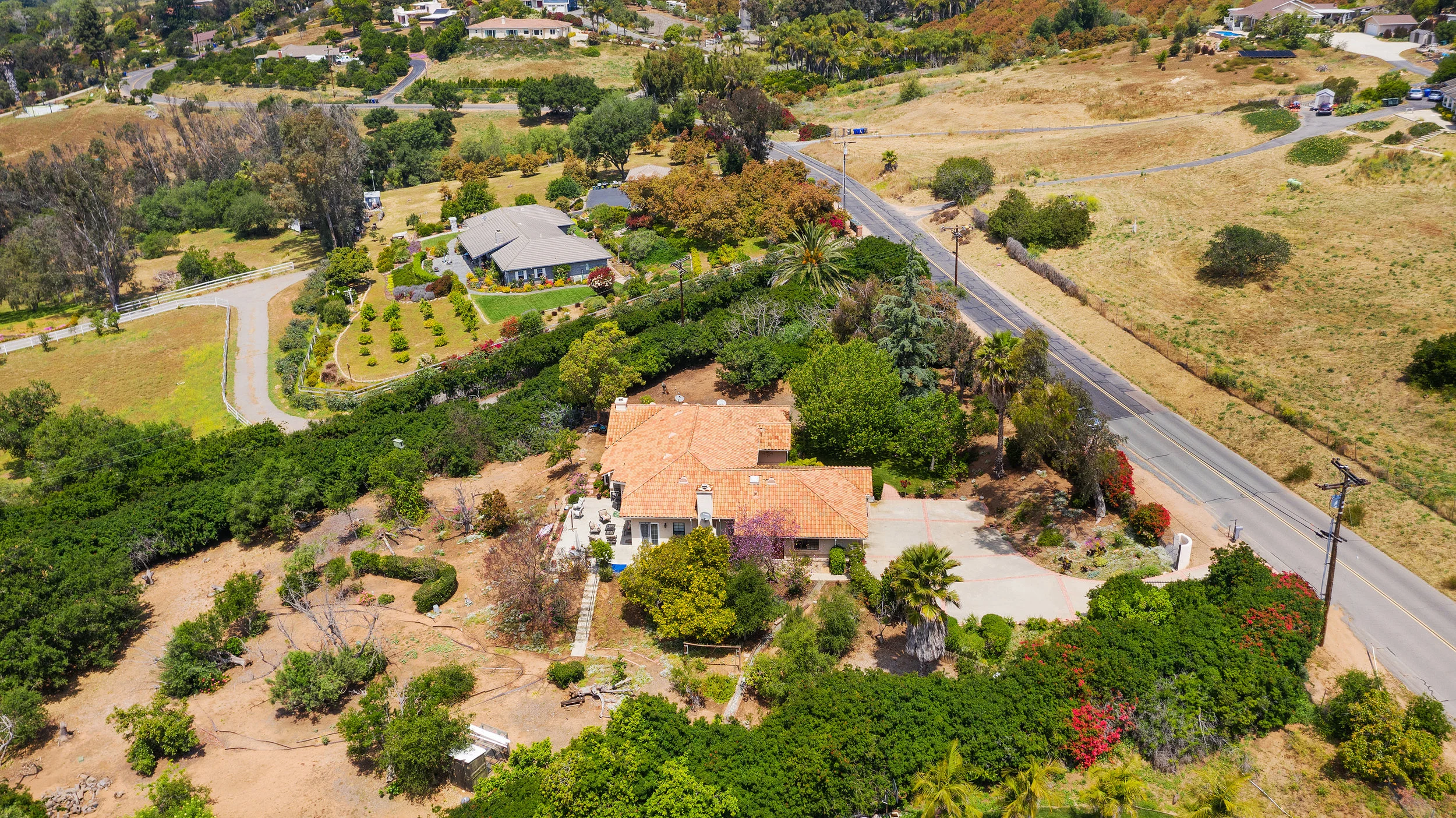 041_Aerial Side View.jpg