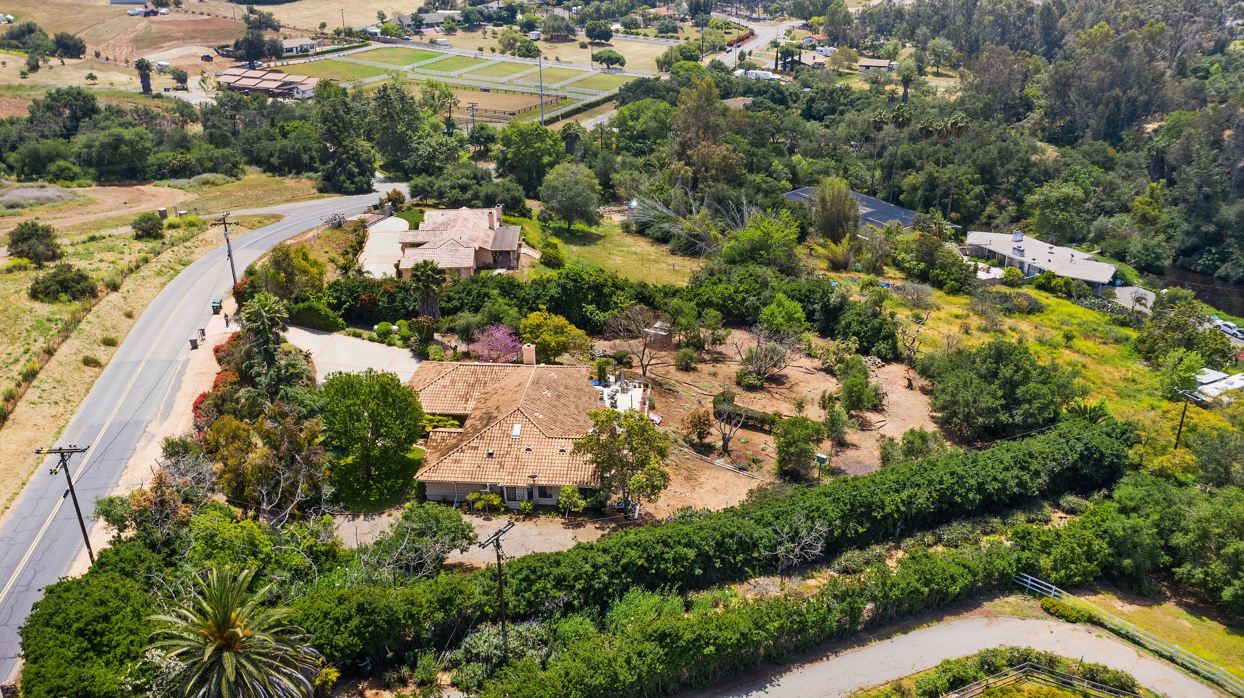 042_Aerial Side View.jpg