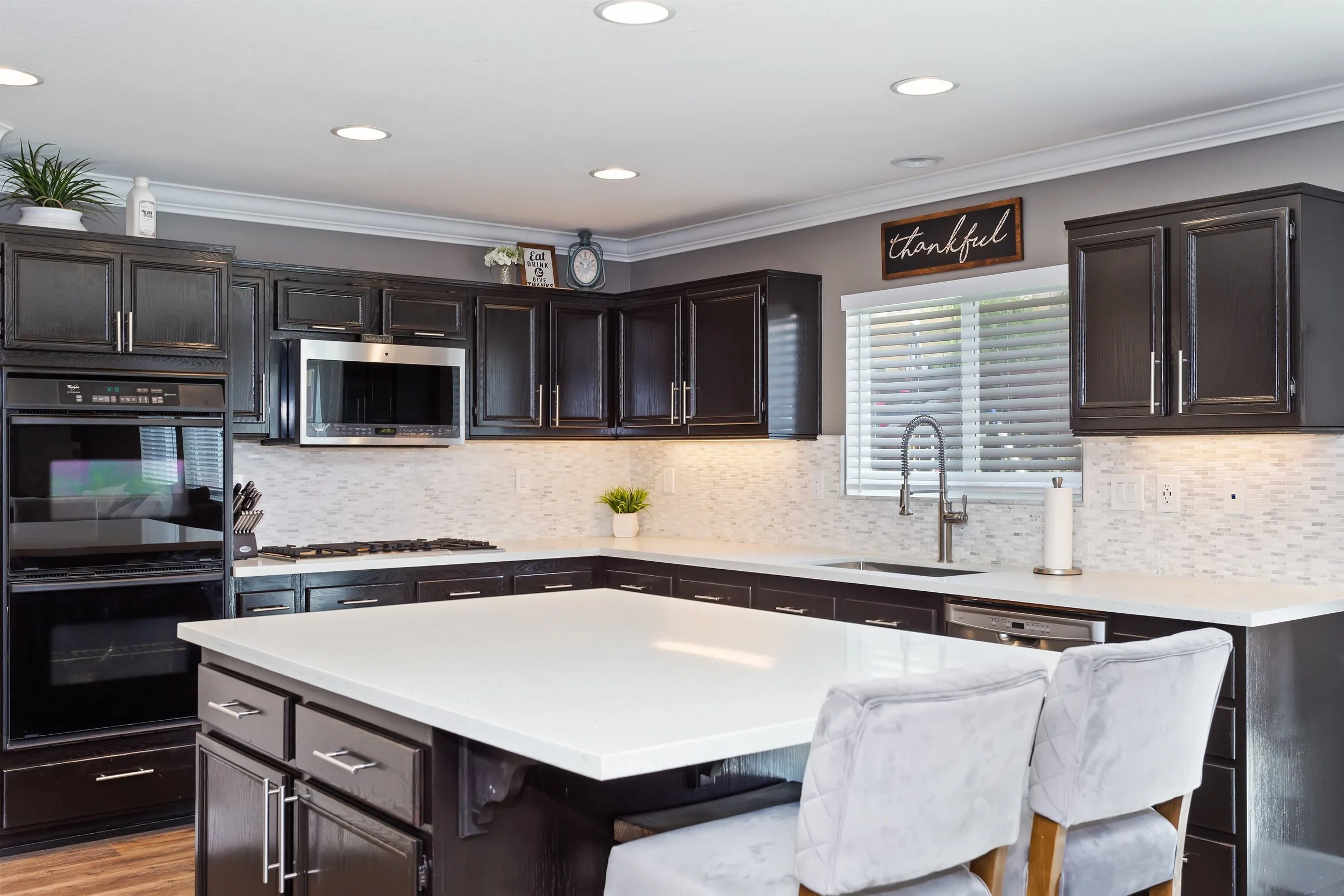 018_Kitchen.jpg