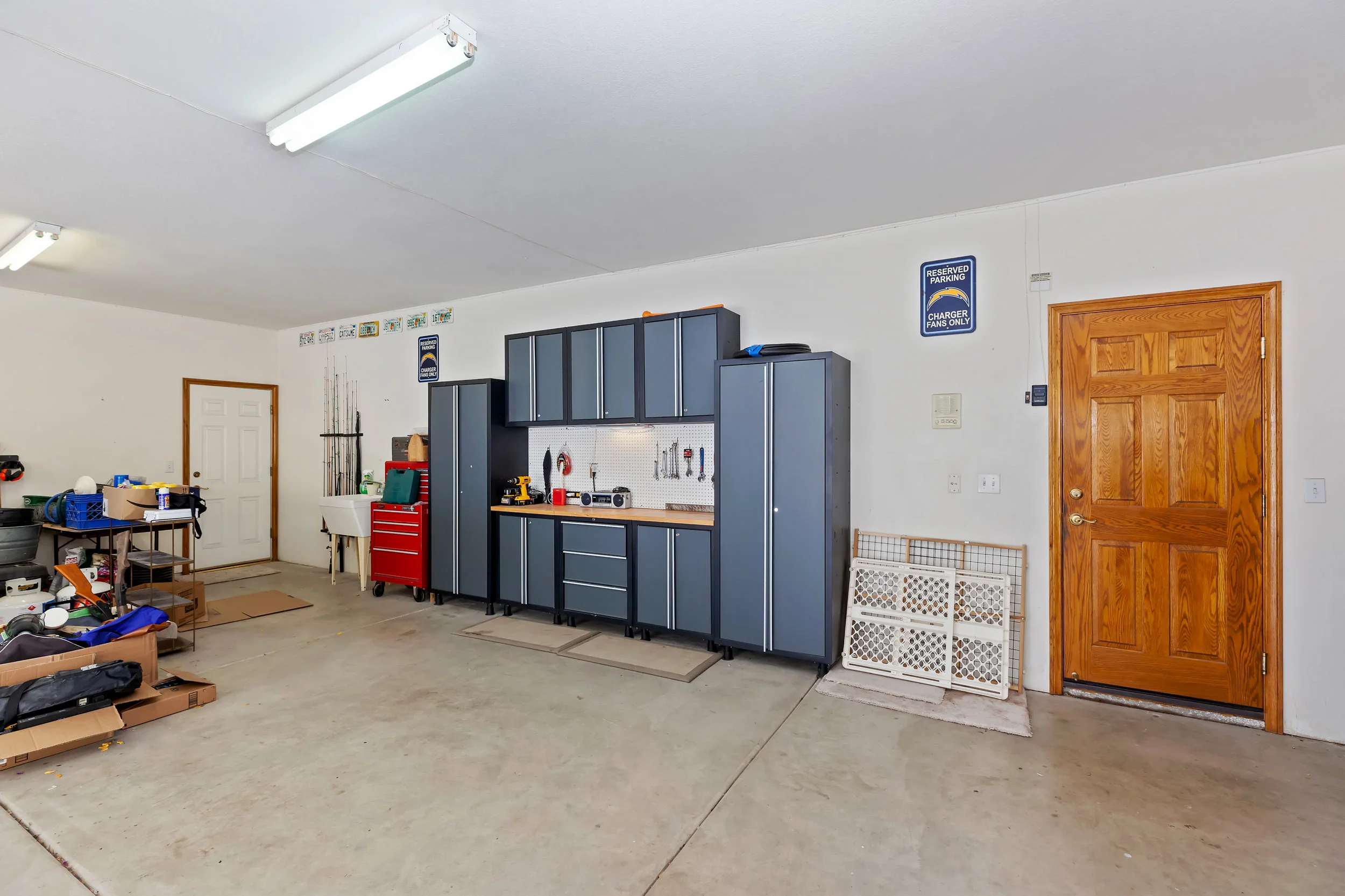 032_Garage.jpg