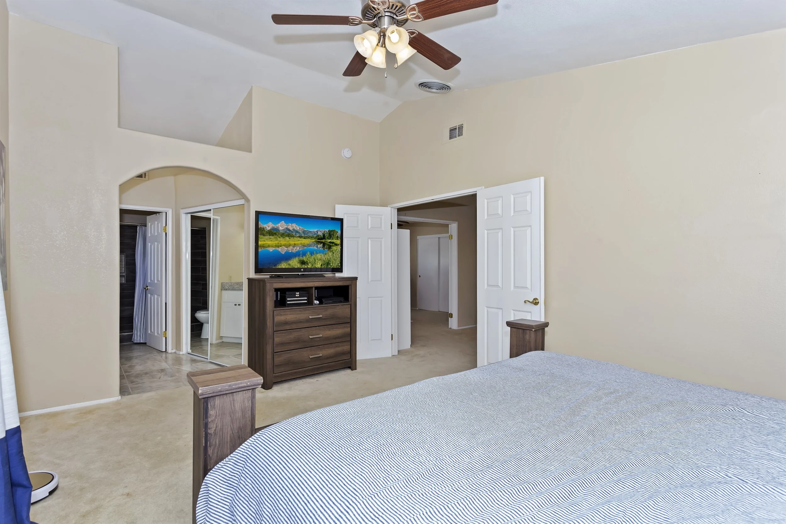 028_2nd Floor Master Bedroom.jpg