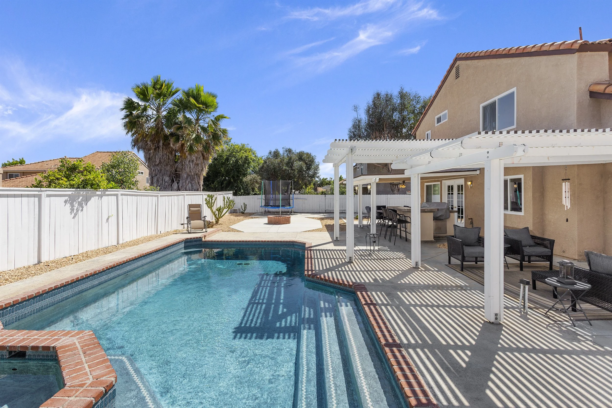 033_Back Yard.jpg