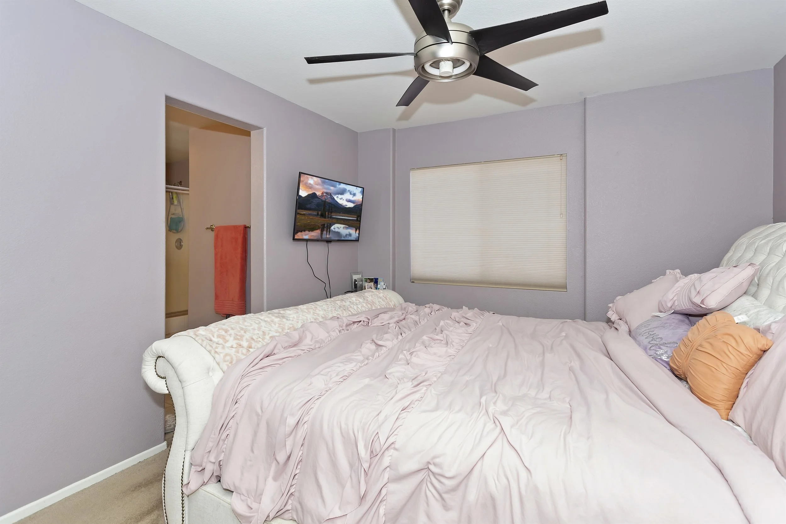 023_2nd Floor Master Bedroom.jpg