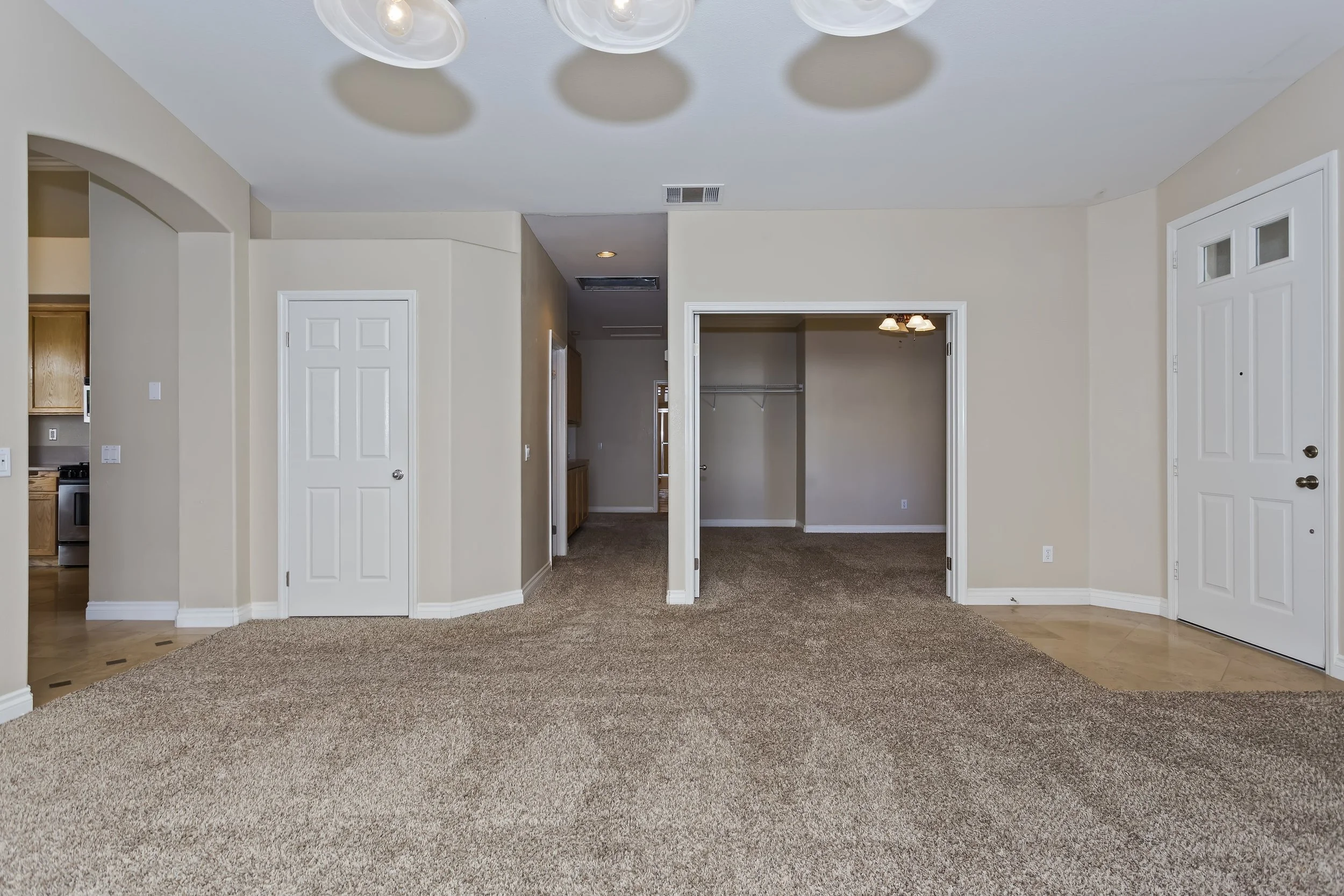 010_Living Room.jpg