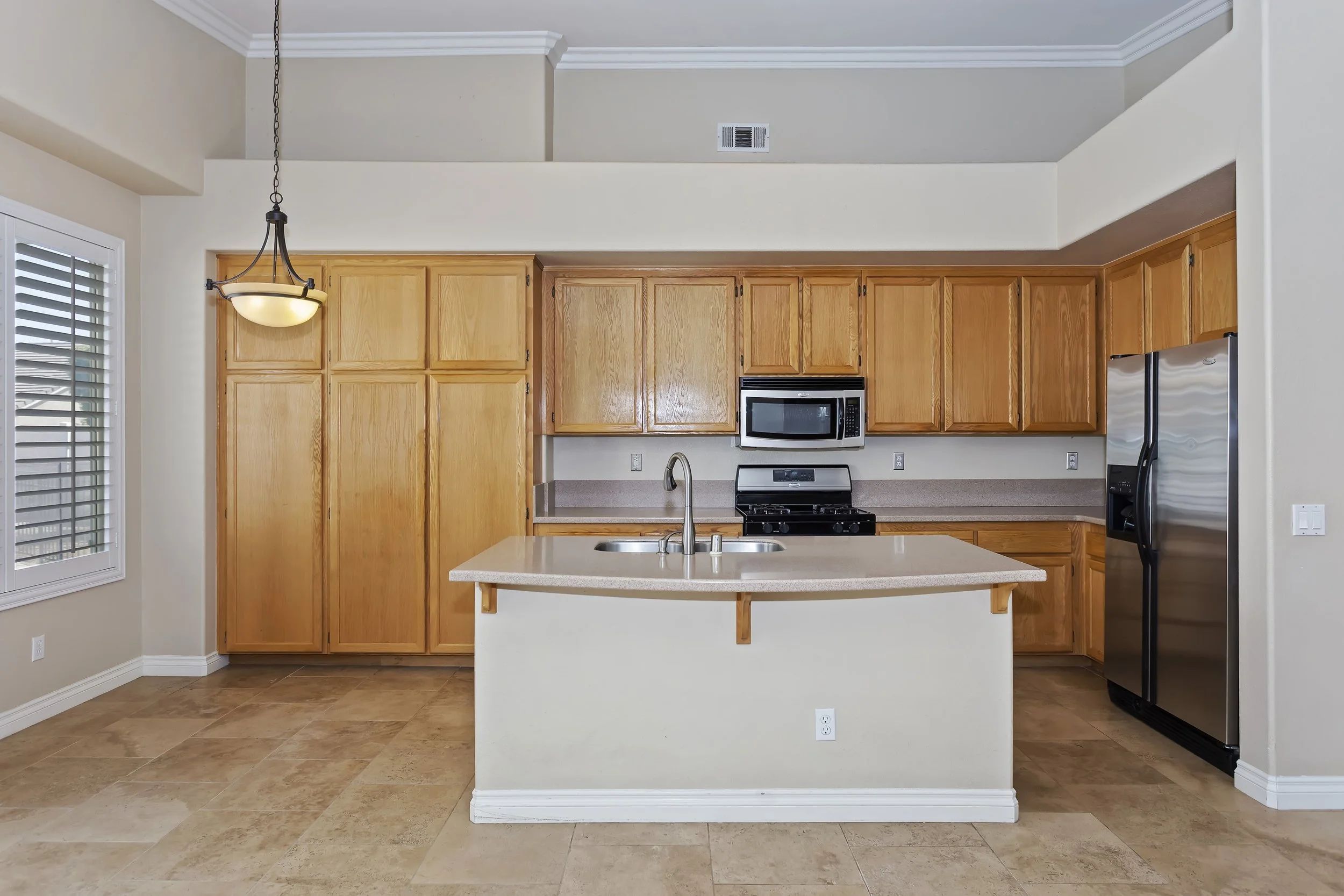 015_Kitchen.jpg