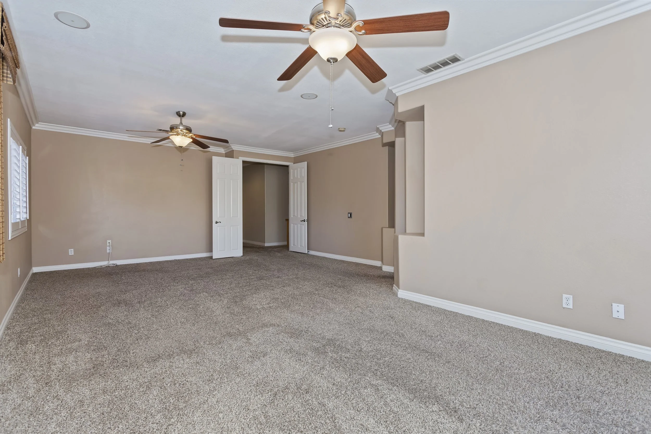 026_Master Bedroom.jpg