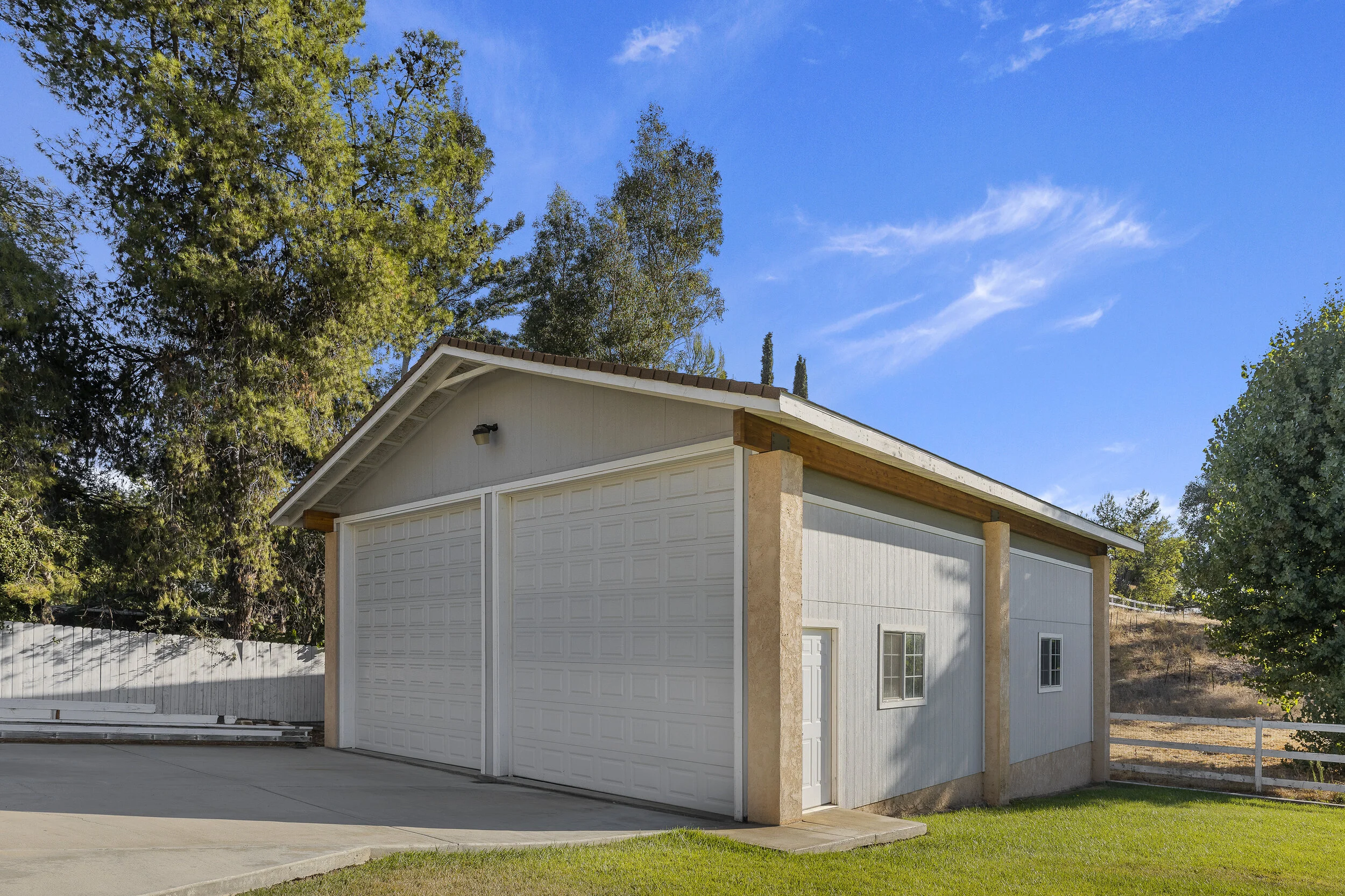 004_RV Garage.jpg