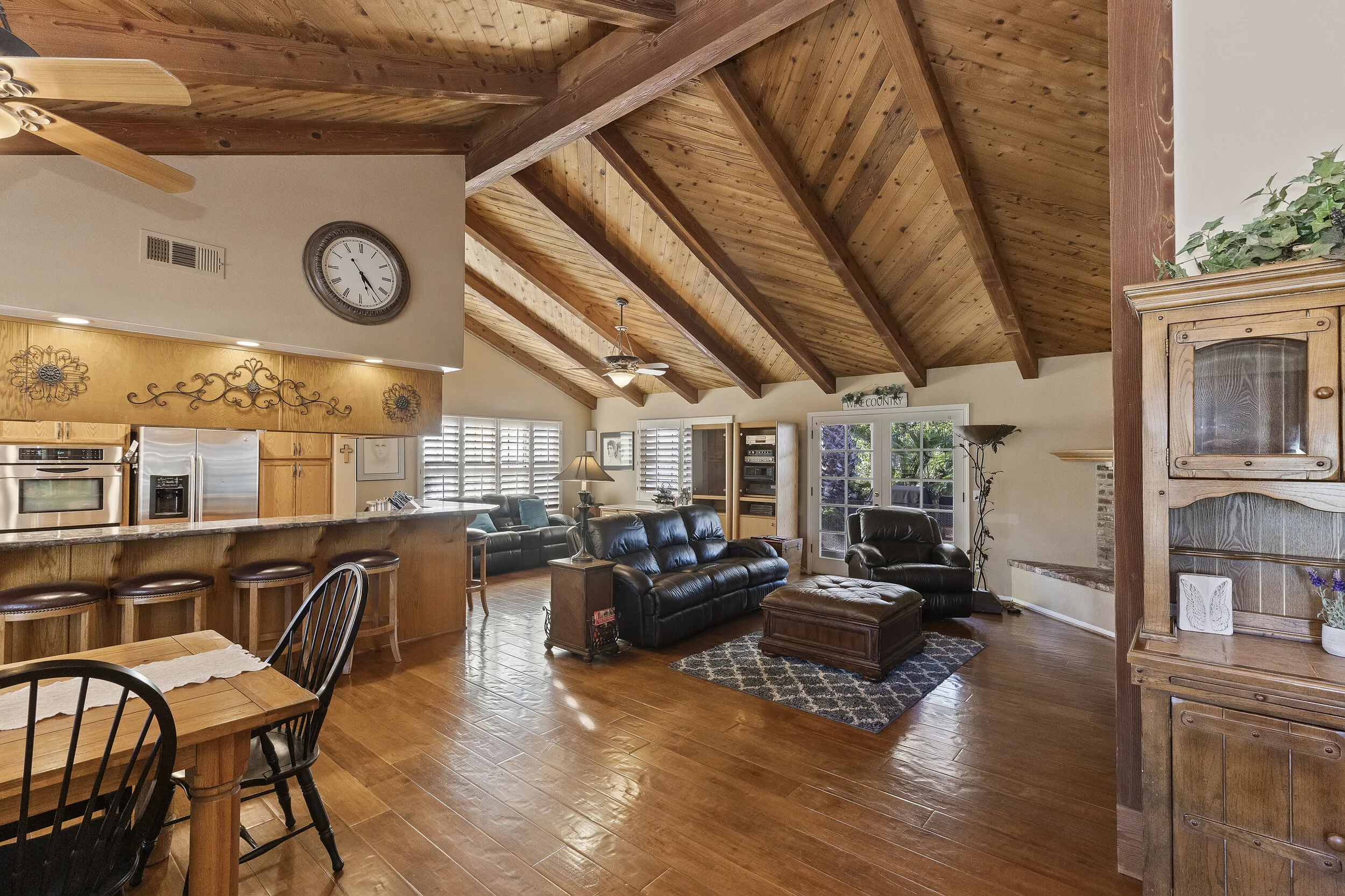 008_Open Floor Plan.jpg