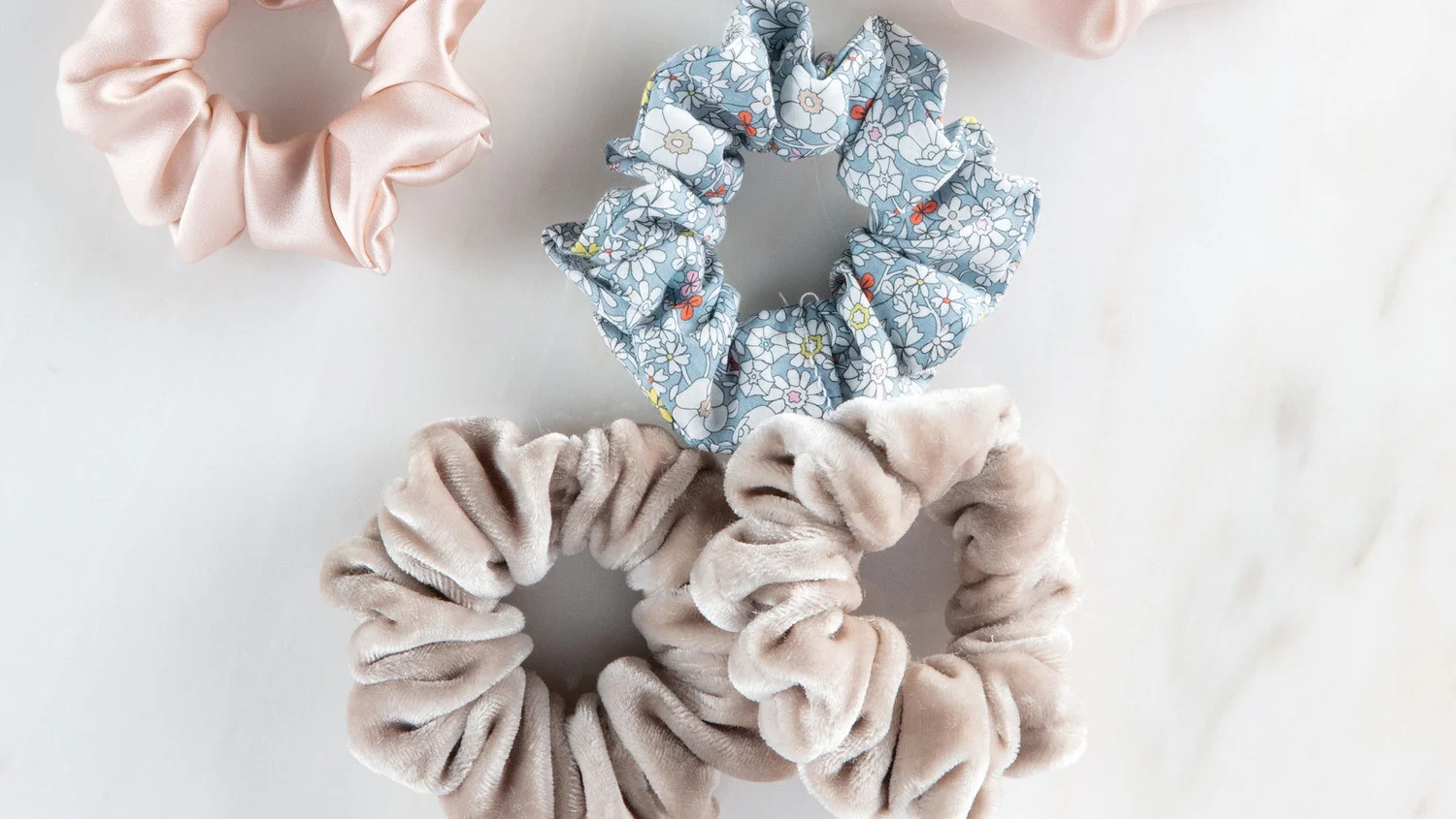 diy-scrunchies-final-0119_horiz.jpg