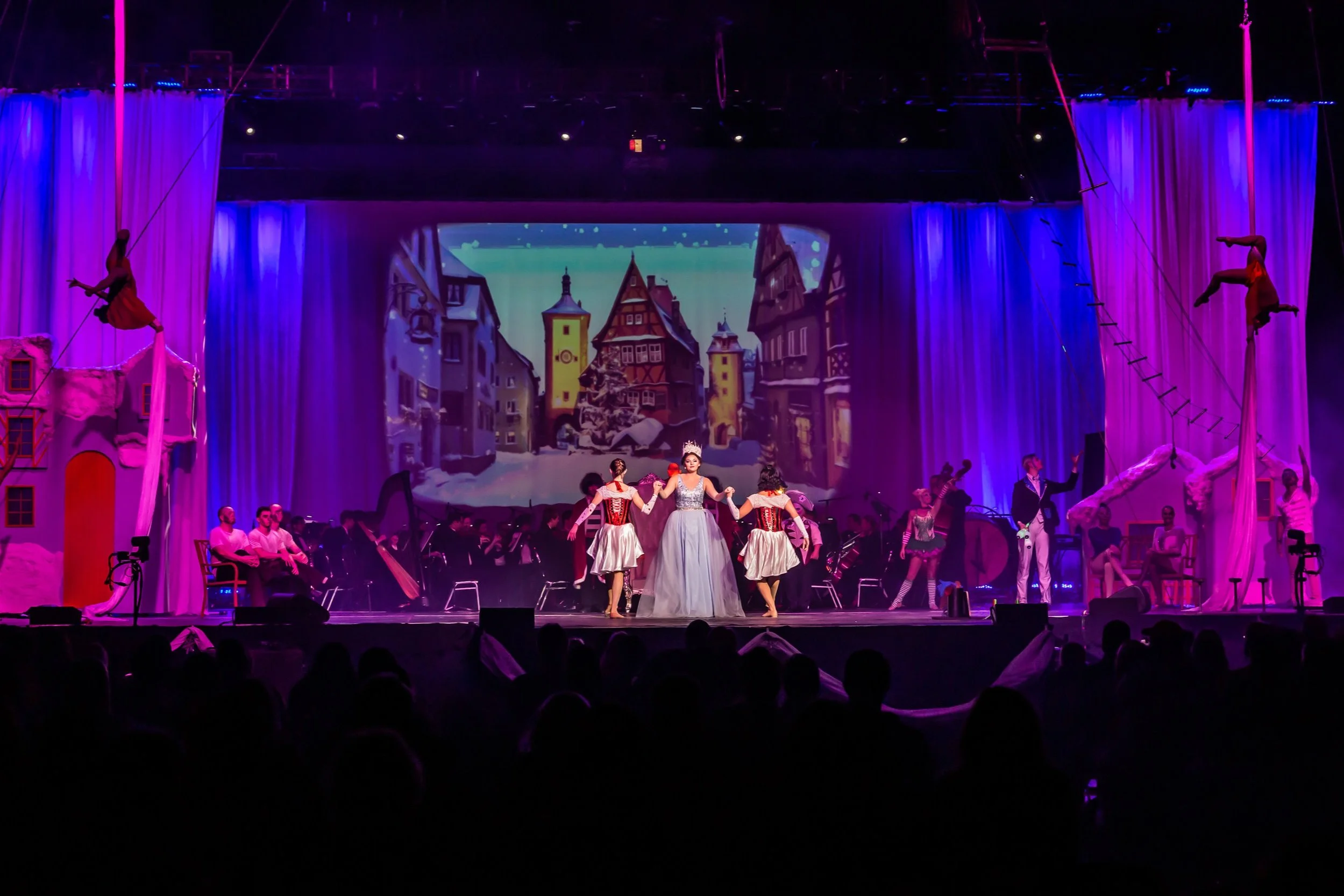 Cirque_Musica_Presents_Wonderland-016-2-%28ZF-6330-57213-1-002%29.jpg