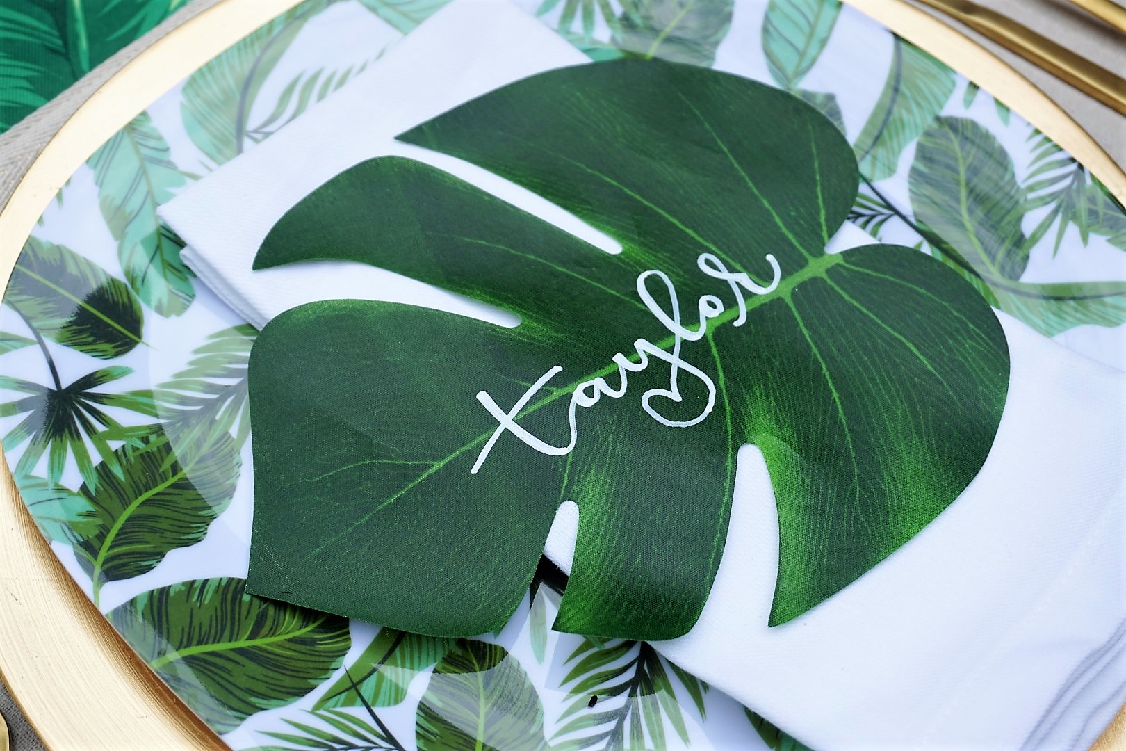  tropical leaf place card 