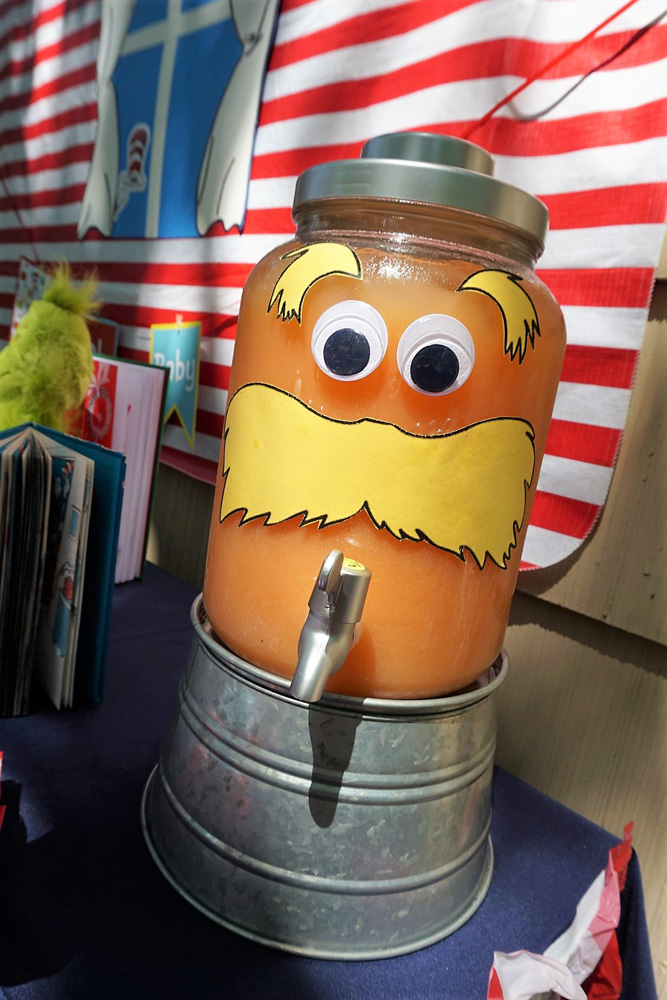  Turn your drink container into the Lorax for a Dr. Seuss themed party 