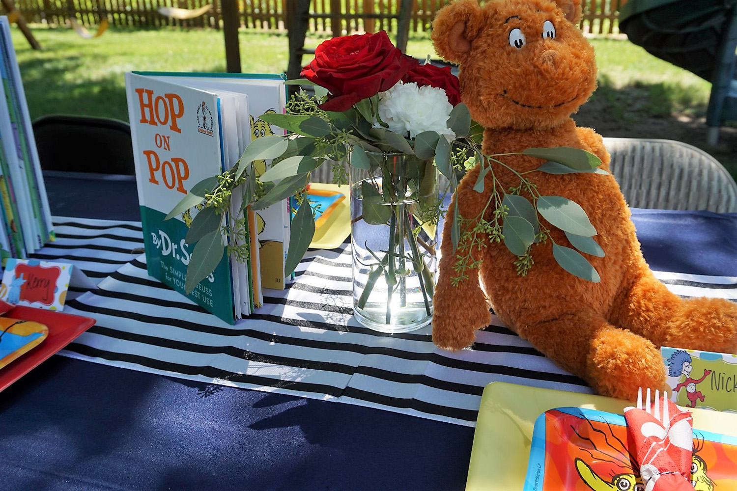  Hop on Pop as a centerpiece for a Dr. Seuss baby shower 