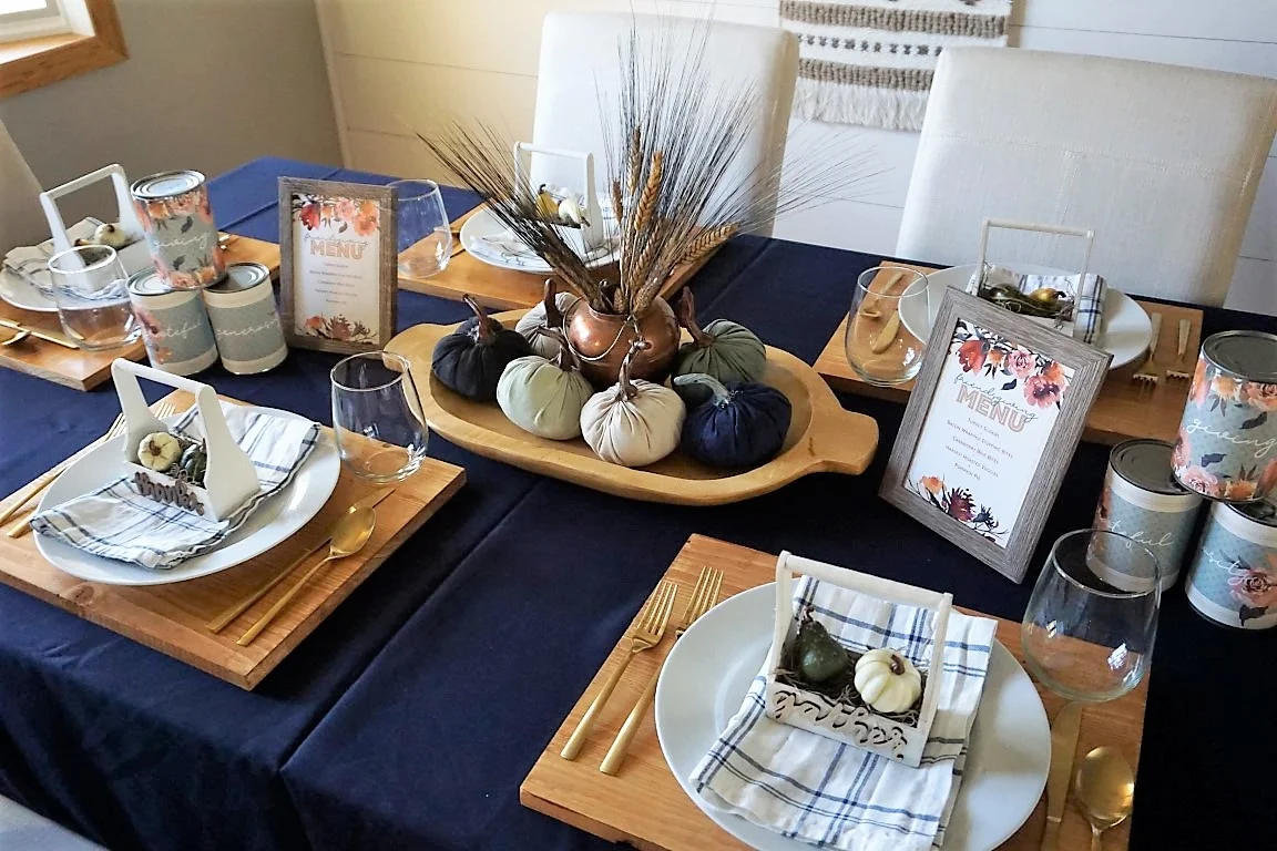 A Friendsgiving Food Drive