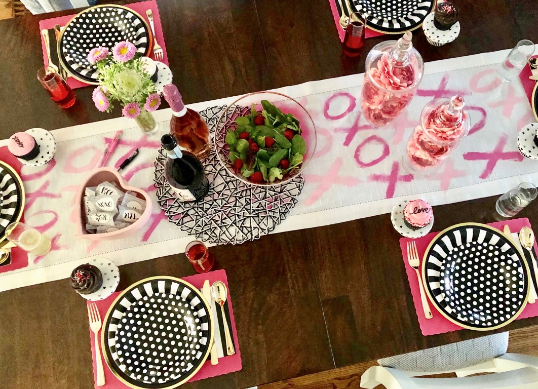  DIY Galentine’s Day table runner with pink XOXO. 