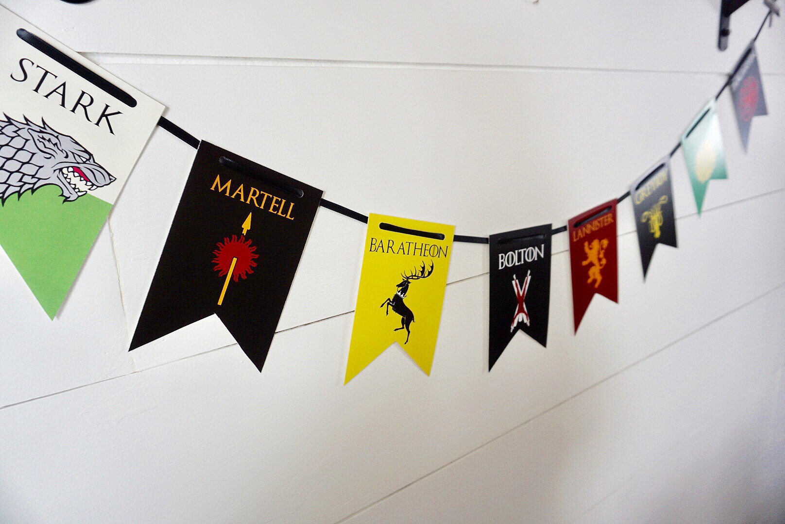  Game of Thrones house banners 