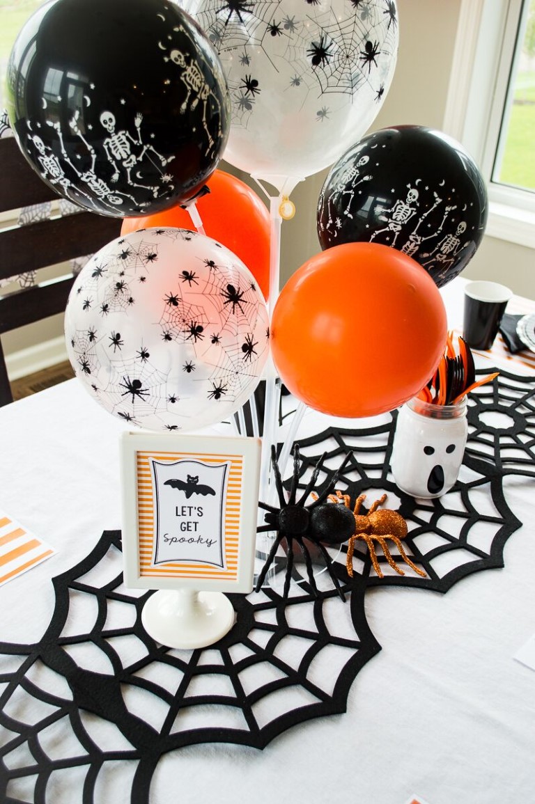 Halloween party ballons