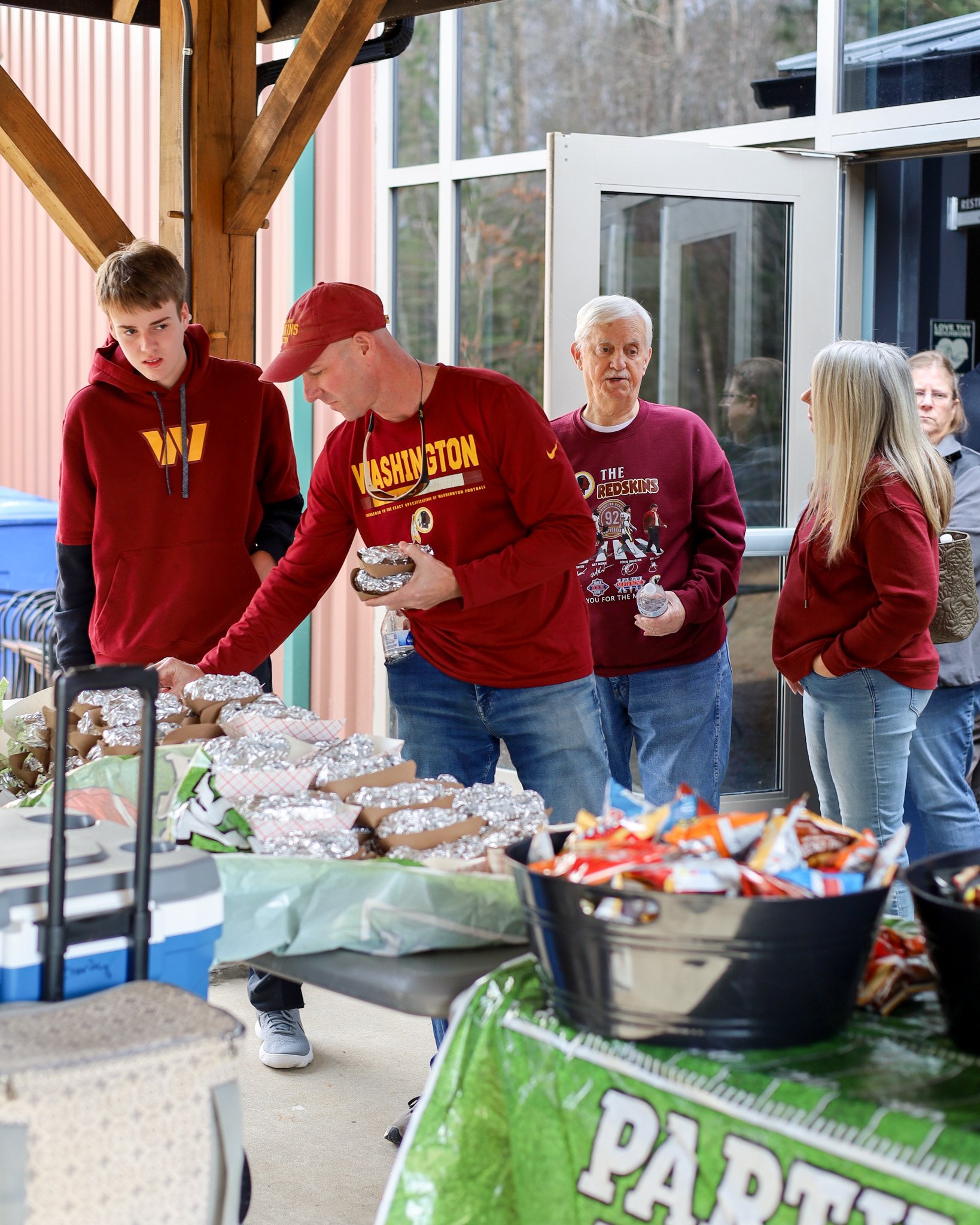 Football Sunday 2025-11.jpg