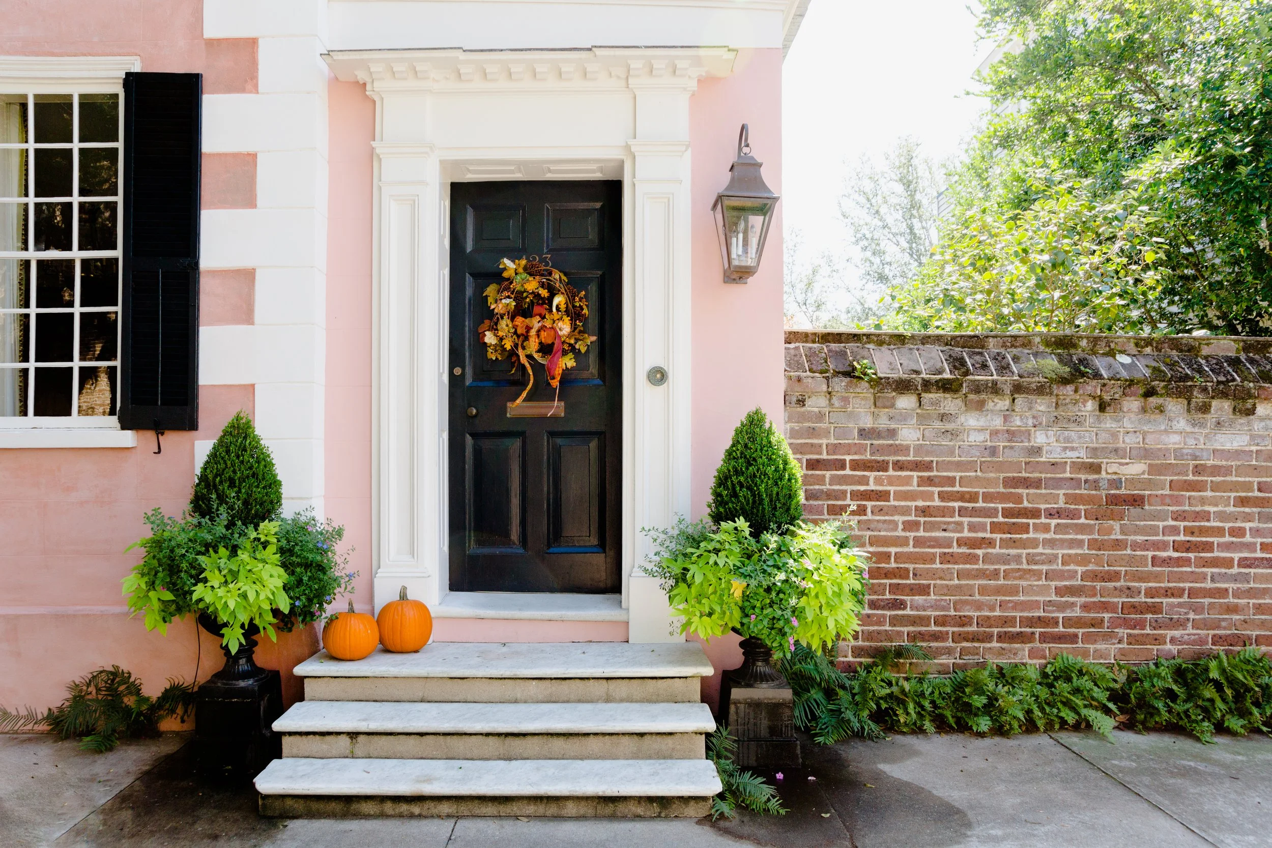The Charleston Home's "Charleston in the Fall" Travel Guide
