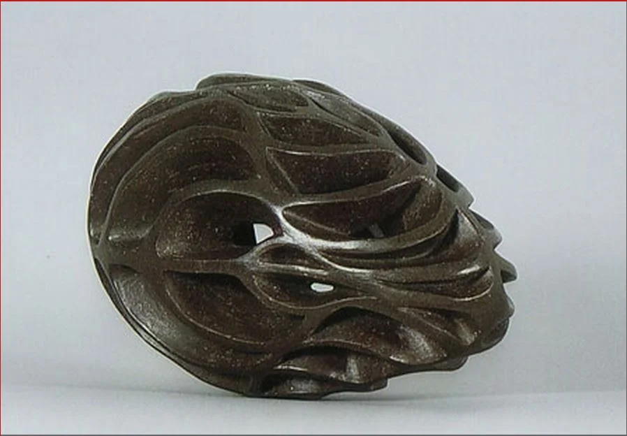 Carved egg 3 xl.JPG