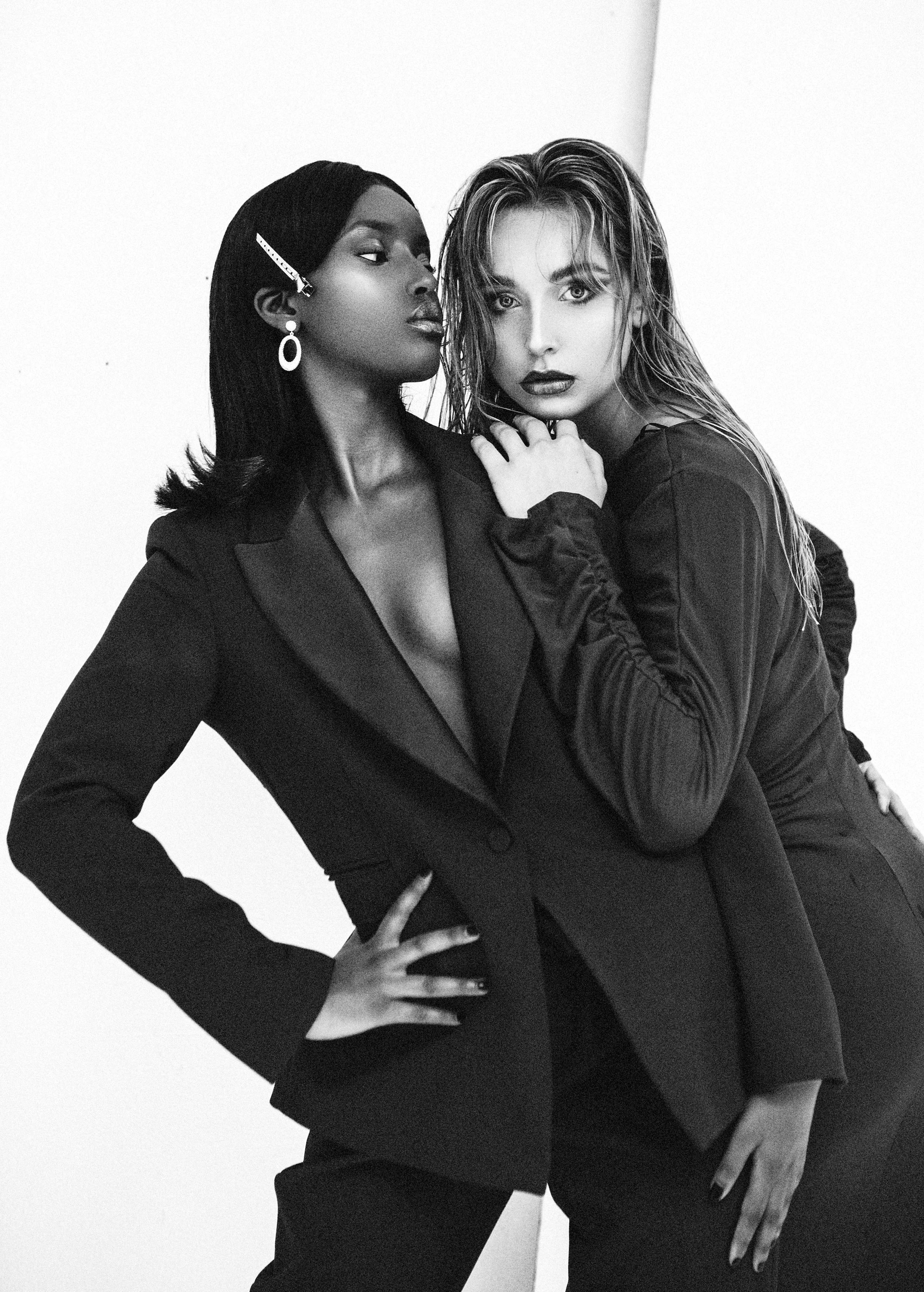LINCA N.D & ALEXANDRA F