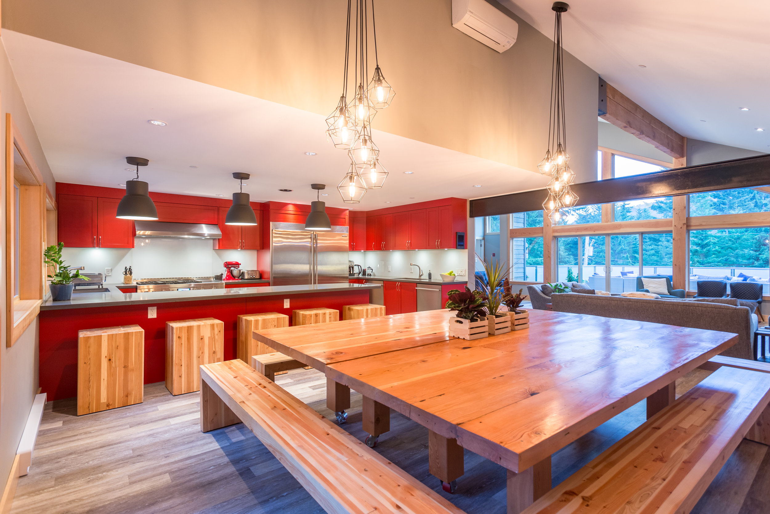 Alta Lake Chalet - Dining Table