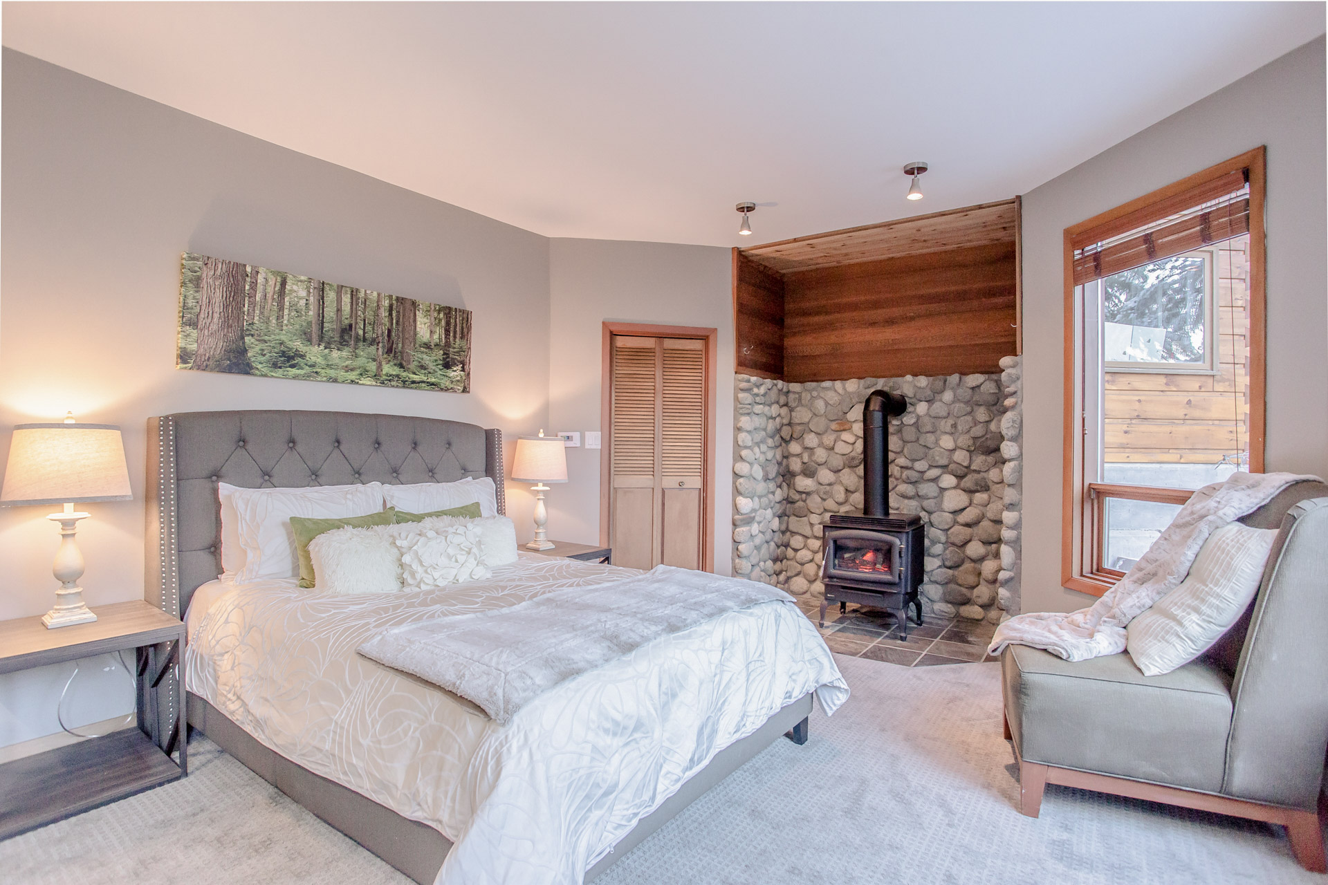 Aurora Lodge - Bedroom 7