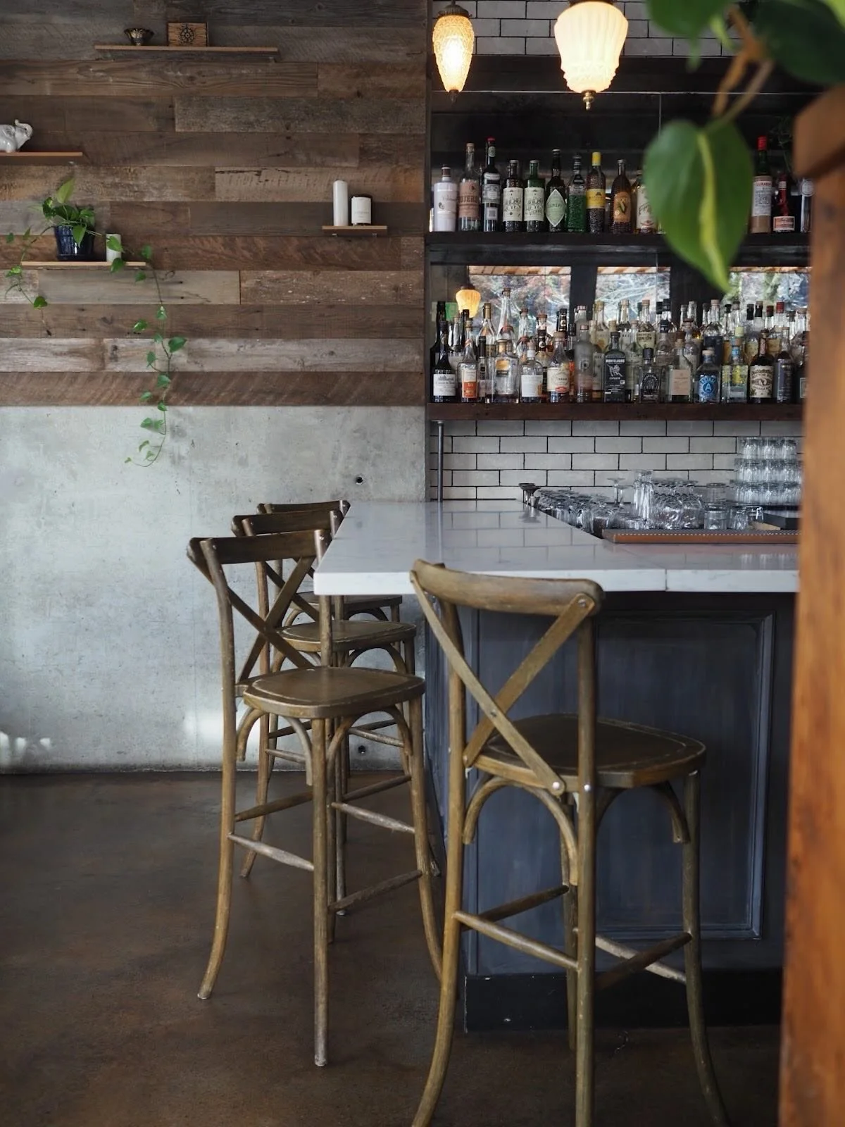 POV: We saved you a seat at the bar during Happy Hour 🦪 🍷 🦀

Kick off a new month and the week ahead at Normandie.

Happy Hour is 5pm - 6pm. We&rsquo;ll be waiting for you!