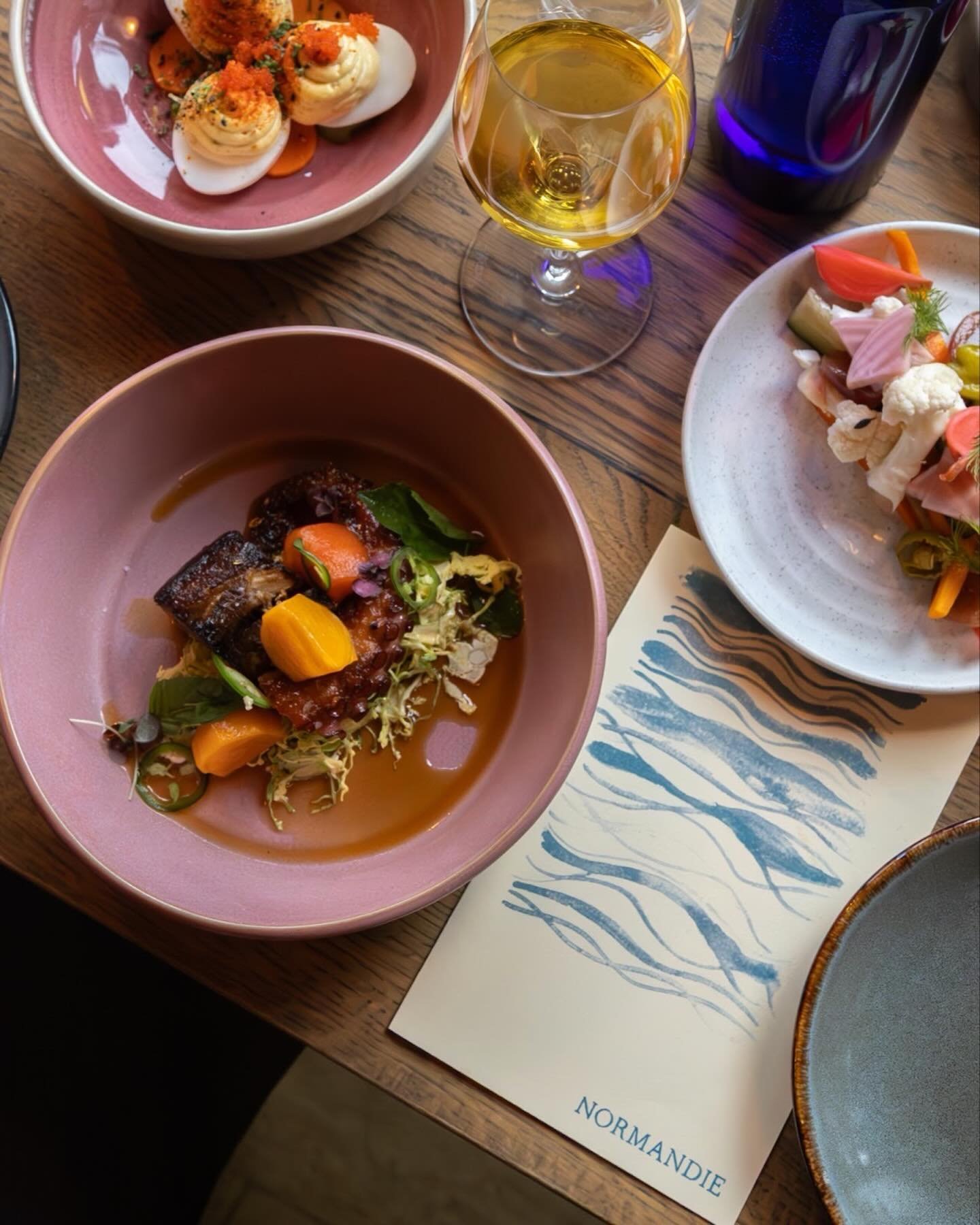 Saturday evenings are best spent sitting around the table indulging in delicious food, wine, and cocktails with your favorite people.

Come have dinner with us tonight! We&rsquo;re open at 5pm.

Reminder that we&rsquo;ll be closed tomorrow (Sunday) f