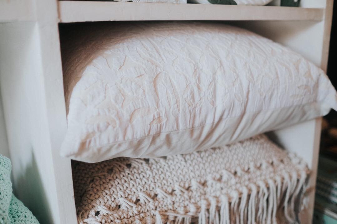 Statement macrame cushions. Available in many sizes and colours. Get yours on Safari with us.⠀
~⠀
Click the link in bio to read all about our safari options:⠀⠀⠀⠀⠀⠀
~ Day Safari 🛍⠀⠀⠀⠀
~ Trade Safari 👩🏼&zwj;🎤⠀⠀⠀⠀
~ Gift 🎁 Vouchers ⠀
&bull;⠀
&bull;