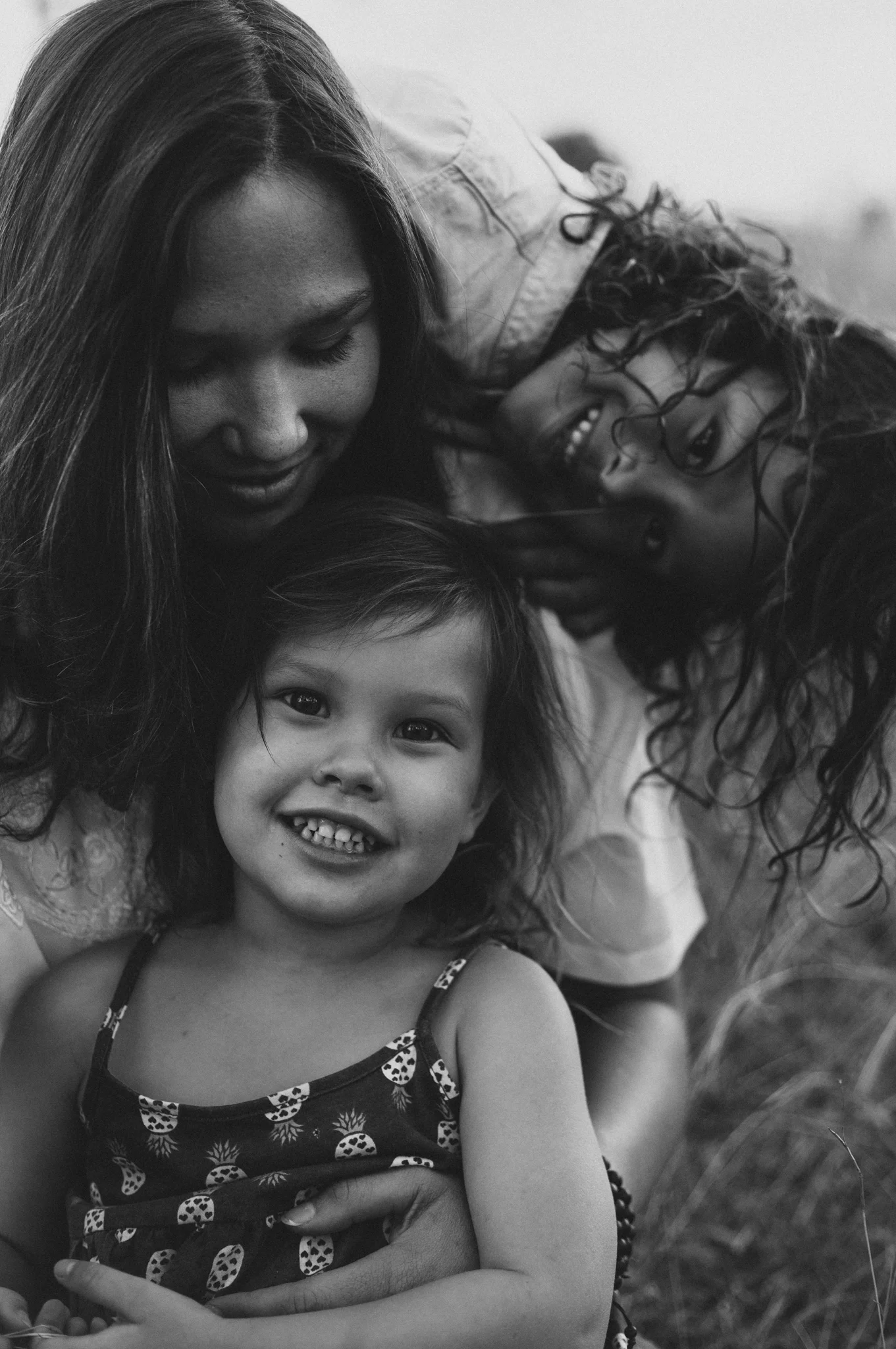 Tiahna + Tribe {Lifestyle Motherhood Session}