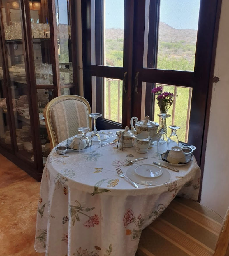 victorian-tea-room.png