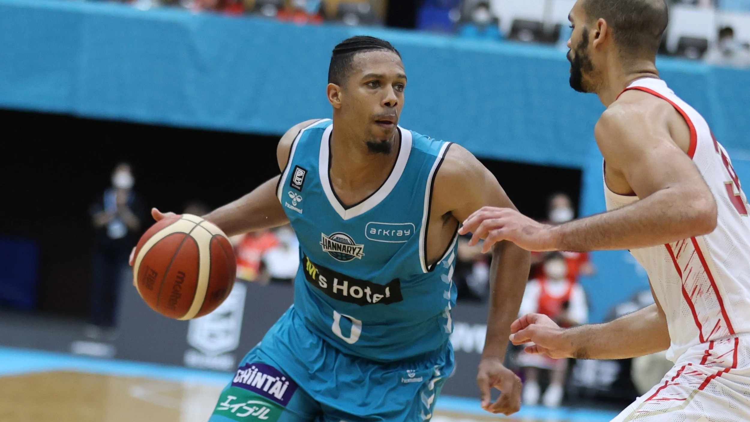 ALTIRI CHIBA ADDS WORTH SMITH TO THE ROSTER