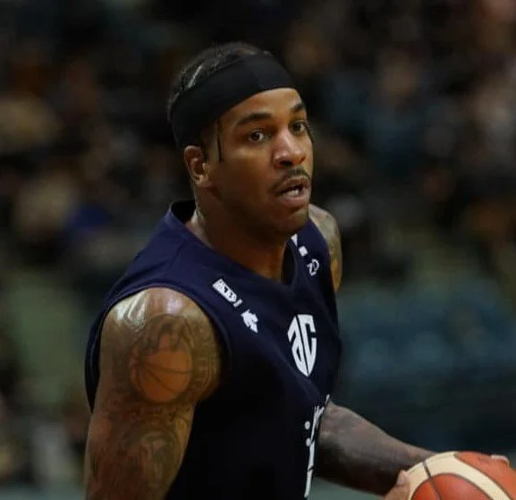 LEO LYONS IS BACK WITH ALTIRI CHIBA