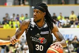 FUKUOKA RIZING WELCOMES TERRANCE WOOBURY