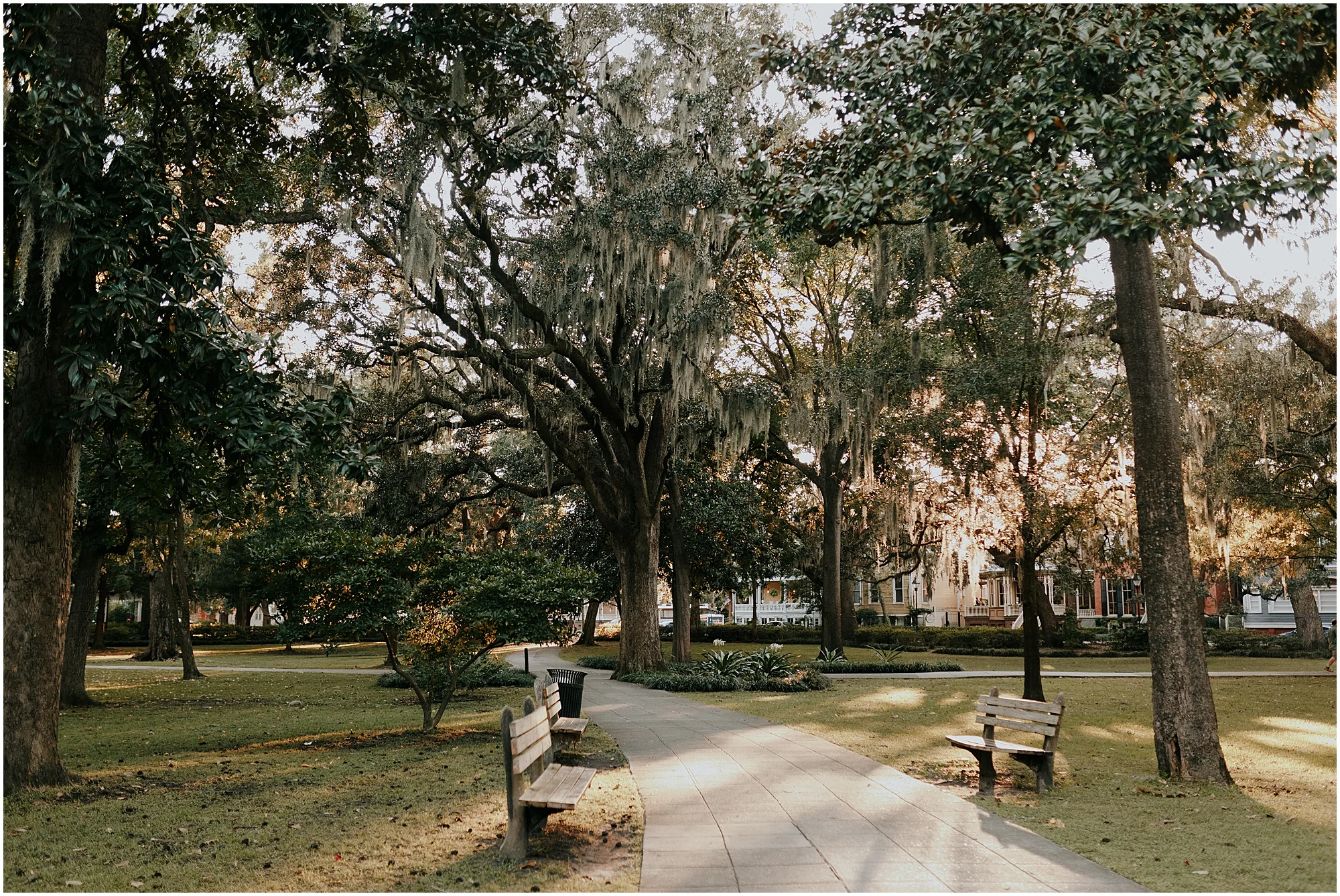 Forsyth Park engagement Photos