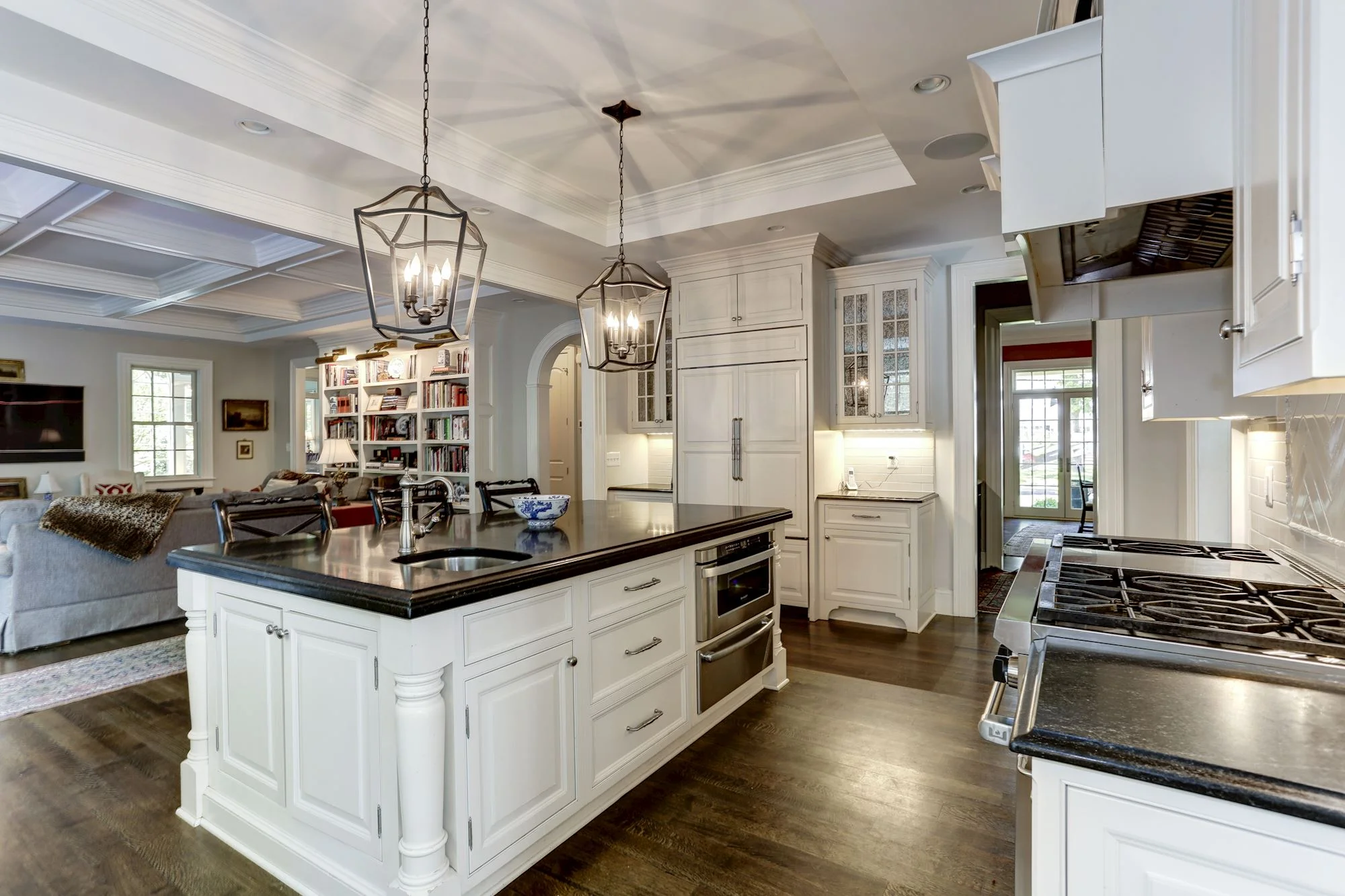 GREATJONES-WOODLEY-KITCHEN-2.jpg