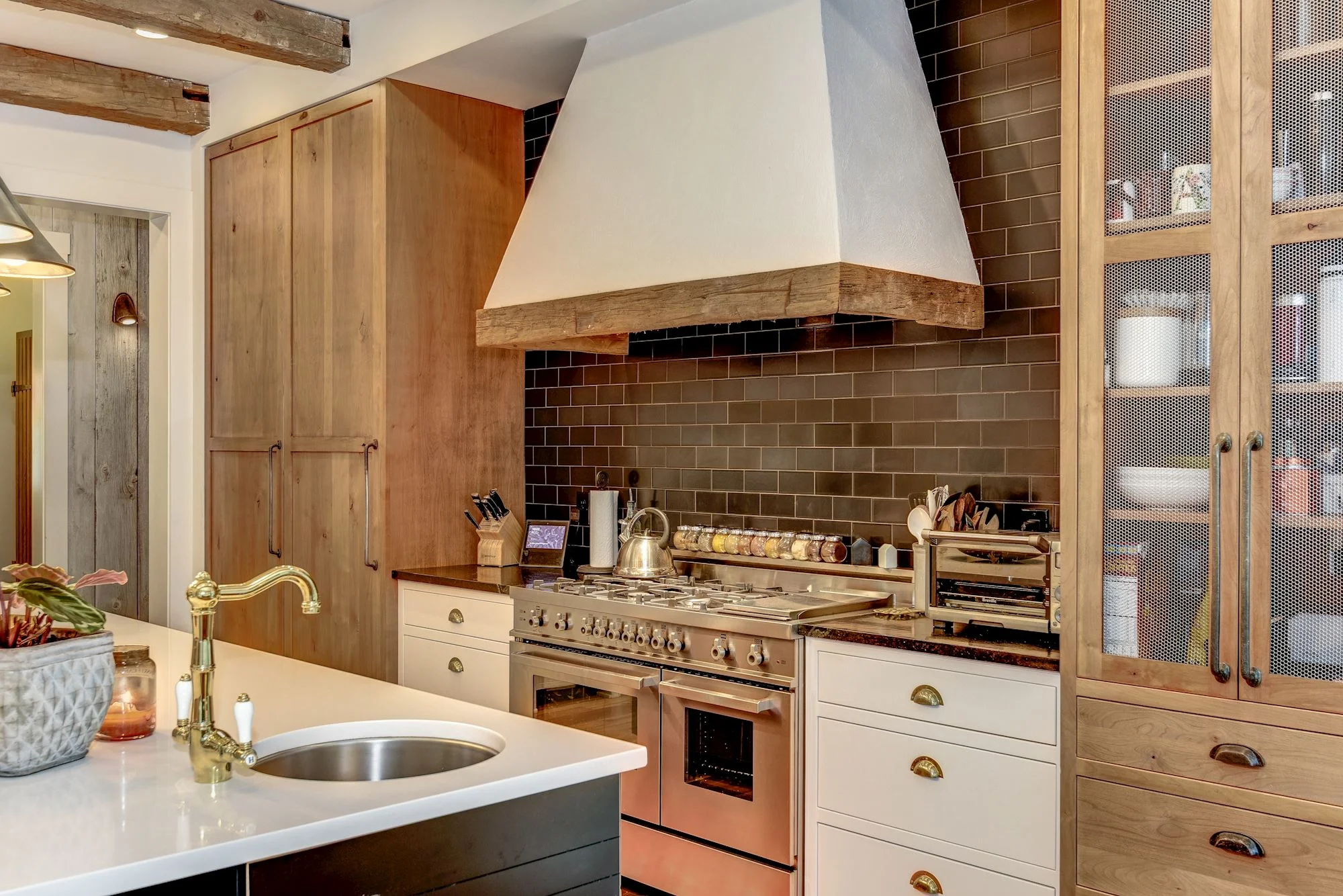 GREATJONES-RI-KITCHEN-5.jpg