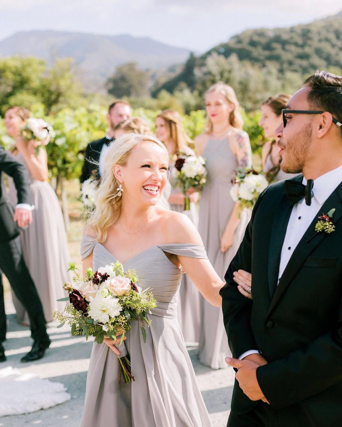 Laughter is the sound of the soul dancing -  J.Kintz ✨ happy Sunday beautiful souls ✨ @muahmakeupandhair @ineszrinski @fleursdusoleilmonterey @folktalewinery | #muahmakeupandhair #ineszrinskiphotography #folktalewinerywedding #fleursdusoleilmonterey 