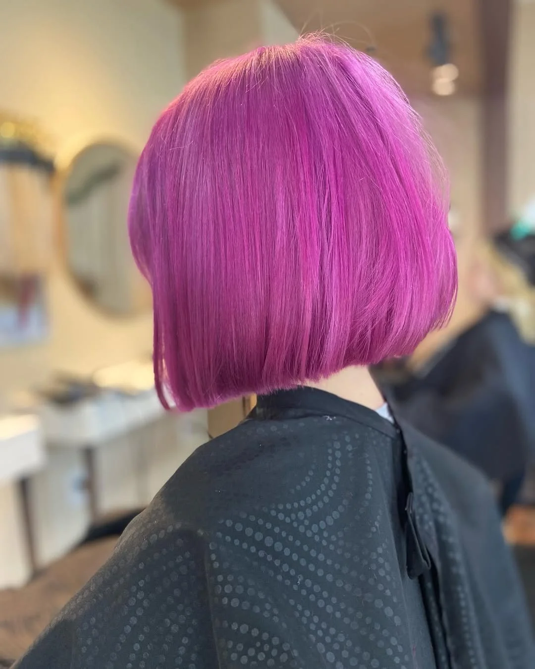 Pink classic graduated bob.