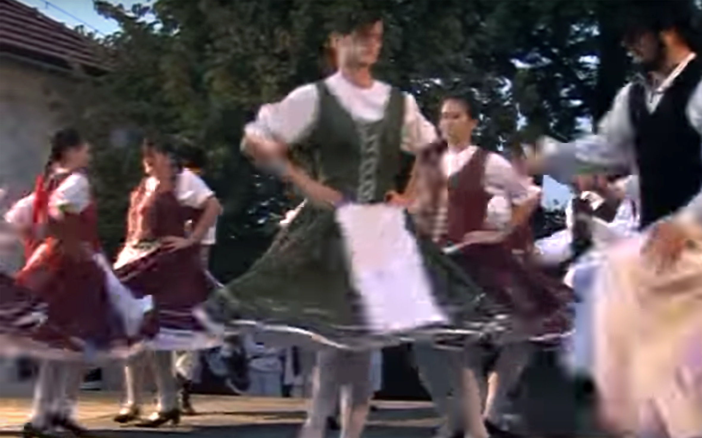 892- Ugrós Hungary.jpg