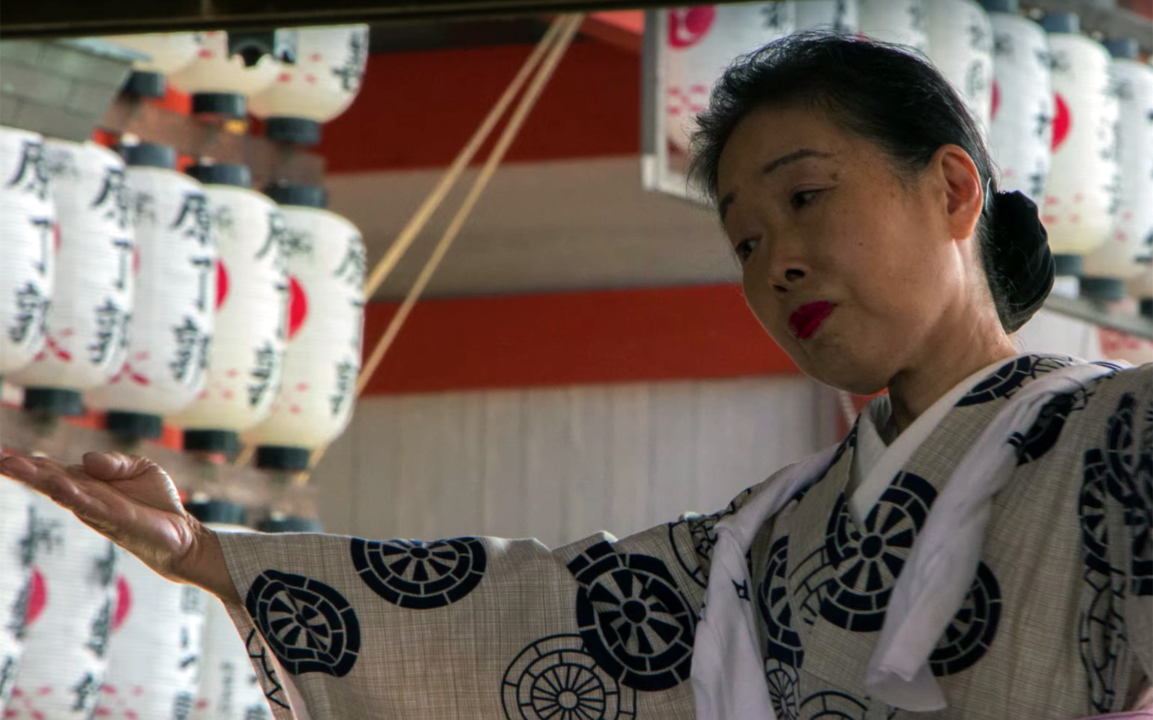 636-Otemoyan Japan.jpg