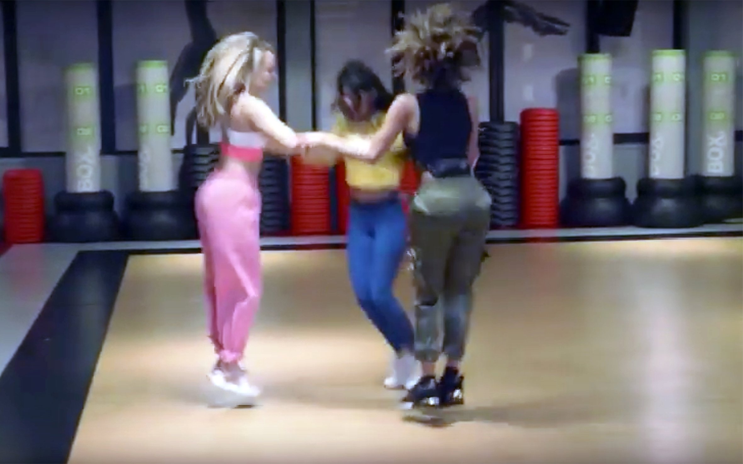 Dance Style - Tt — Universal Tongue