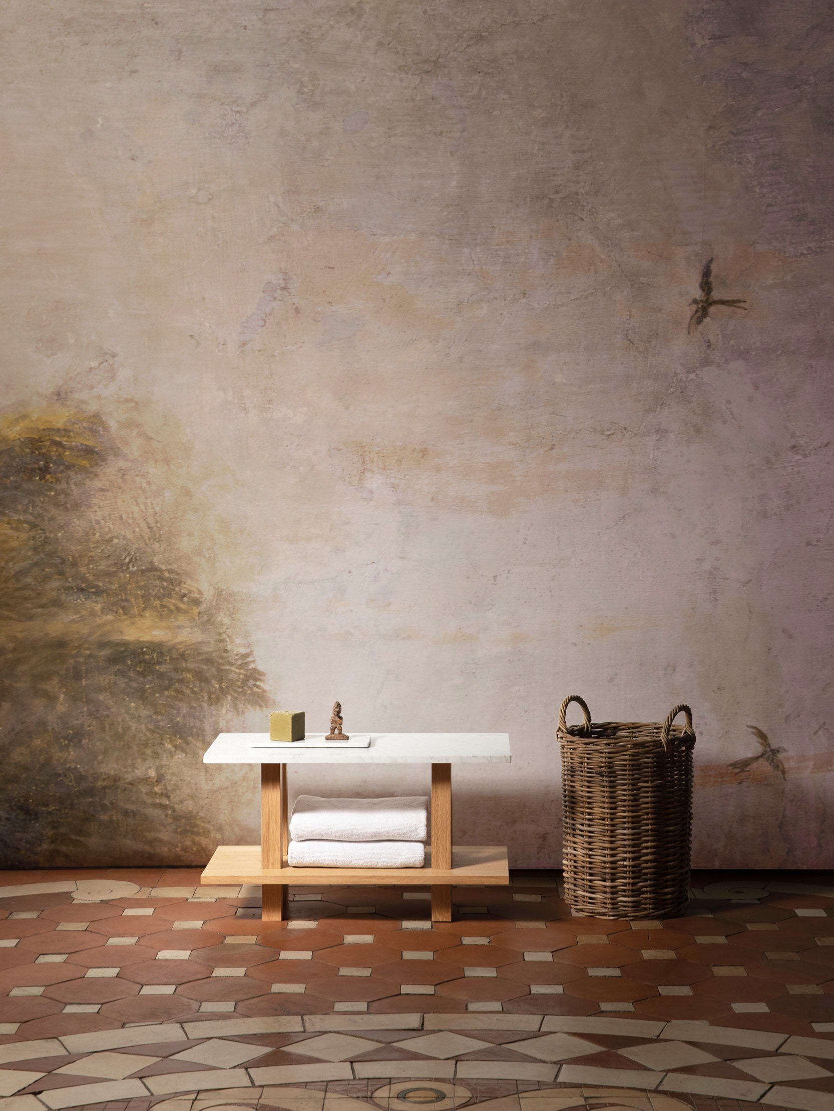 Small Carrara bench