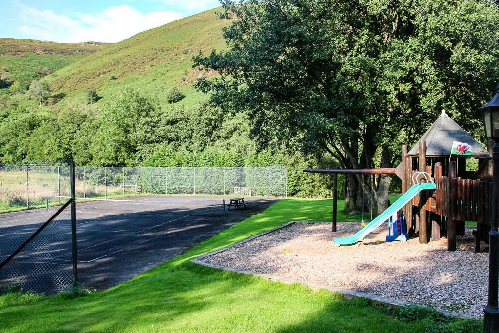 Cwm Chwefru Cottages15.jpg
