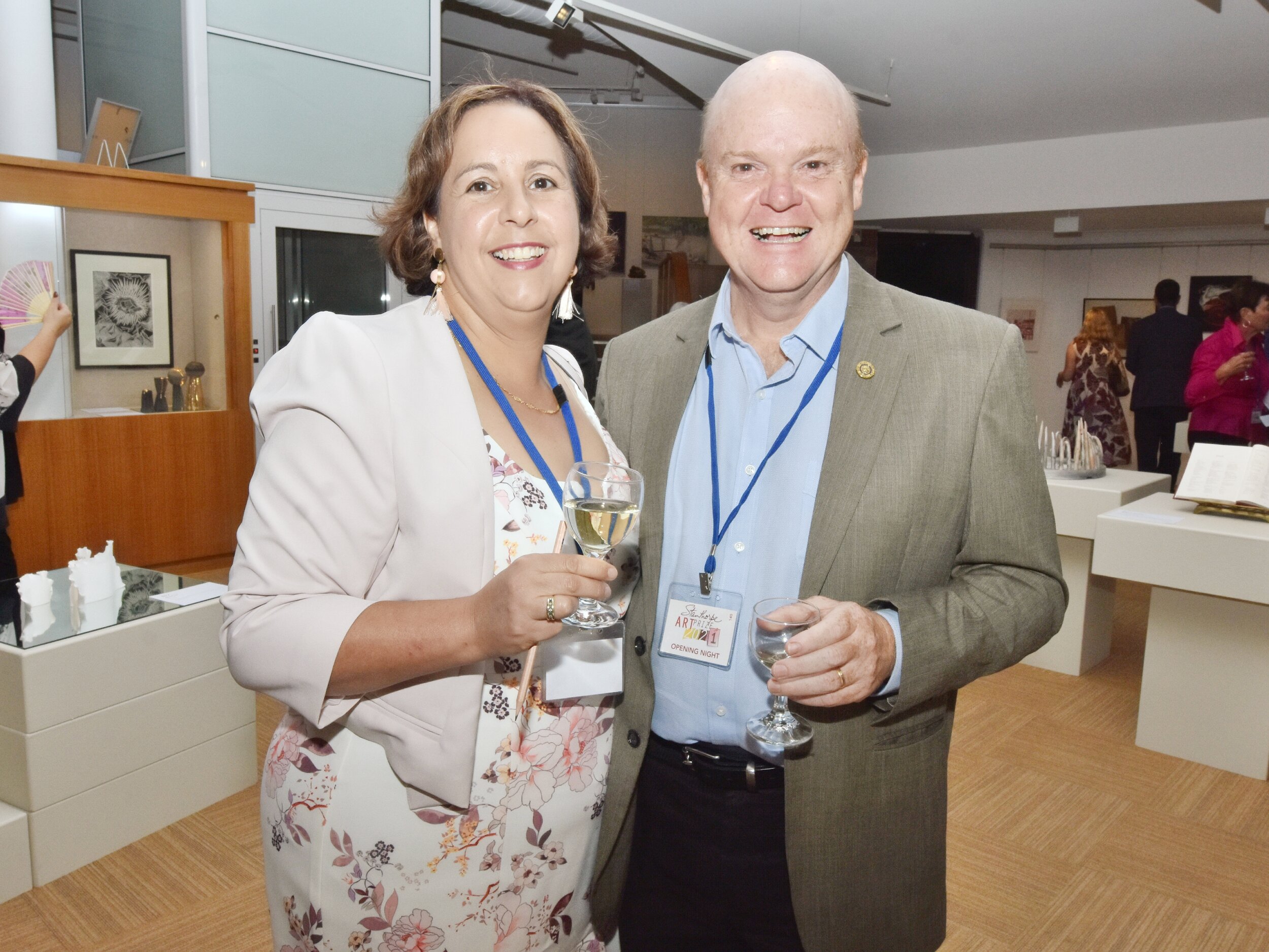 Robyn  and Ian Henderson - photo by Sandra McEwan