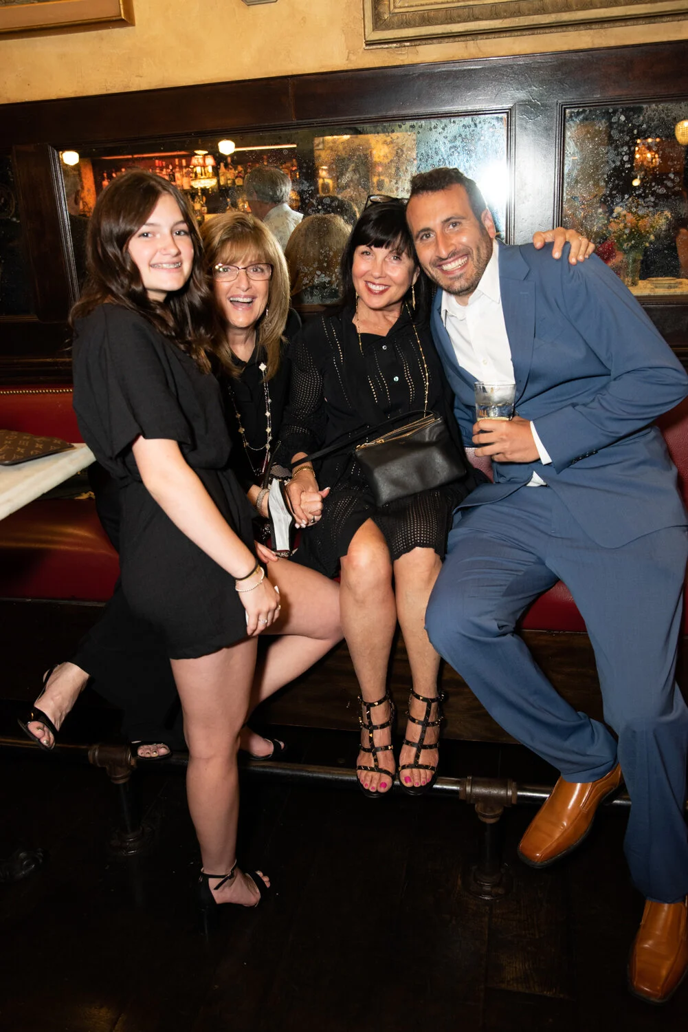 slideshow026.jpg